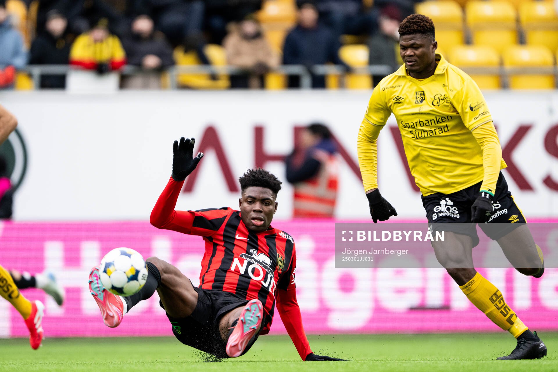 Brommapojkarnas Ezekiel Alladoh och Elfsborgs Terry Yegbe