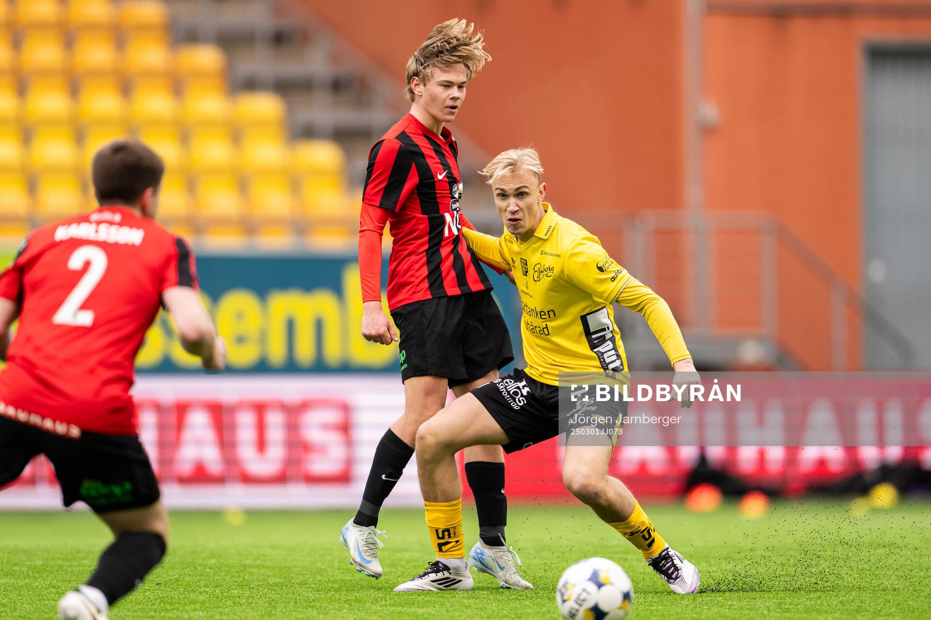 Brommapojkarnas Charlie Nildén och Elfsborgs Leo Östman