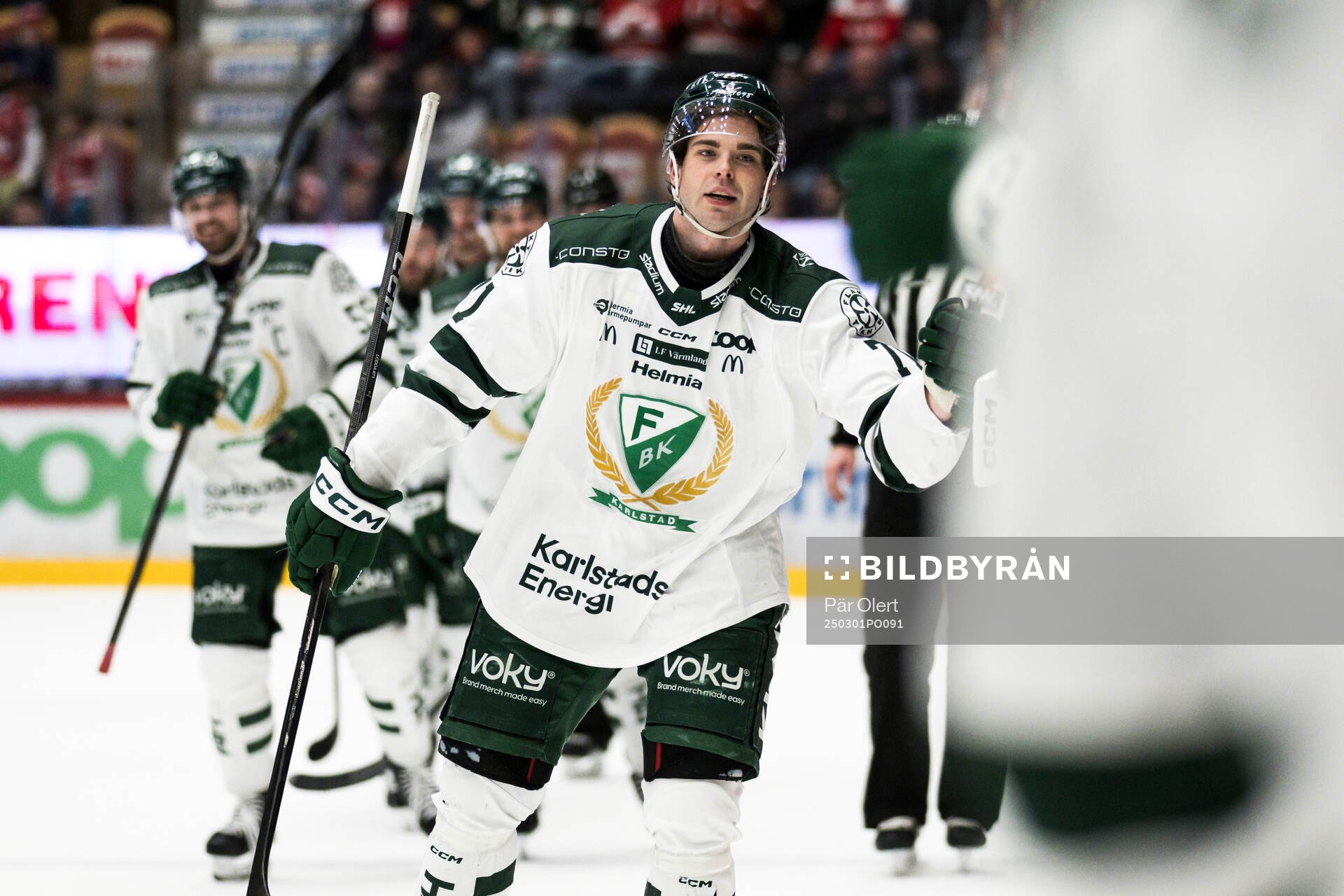 Färjestads Viktor Lodin jublar