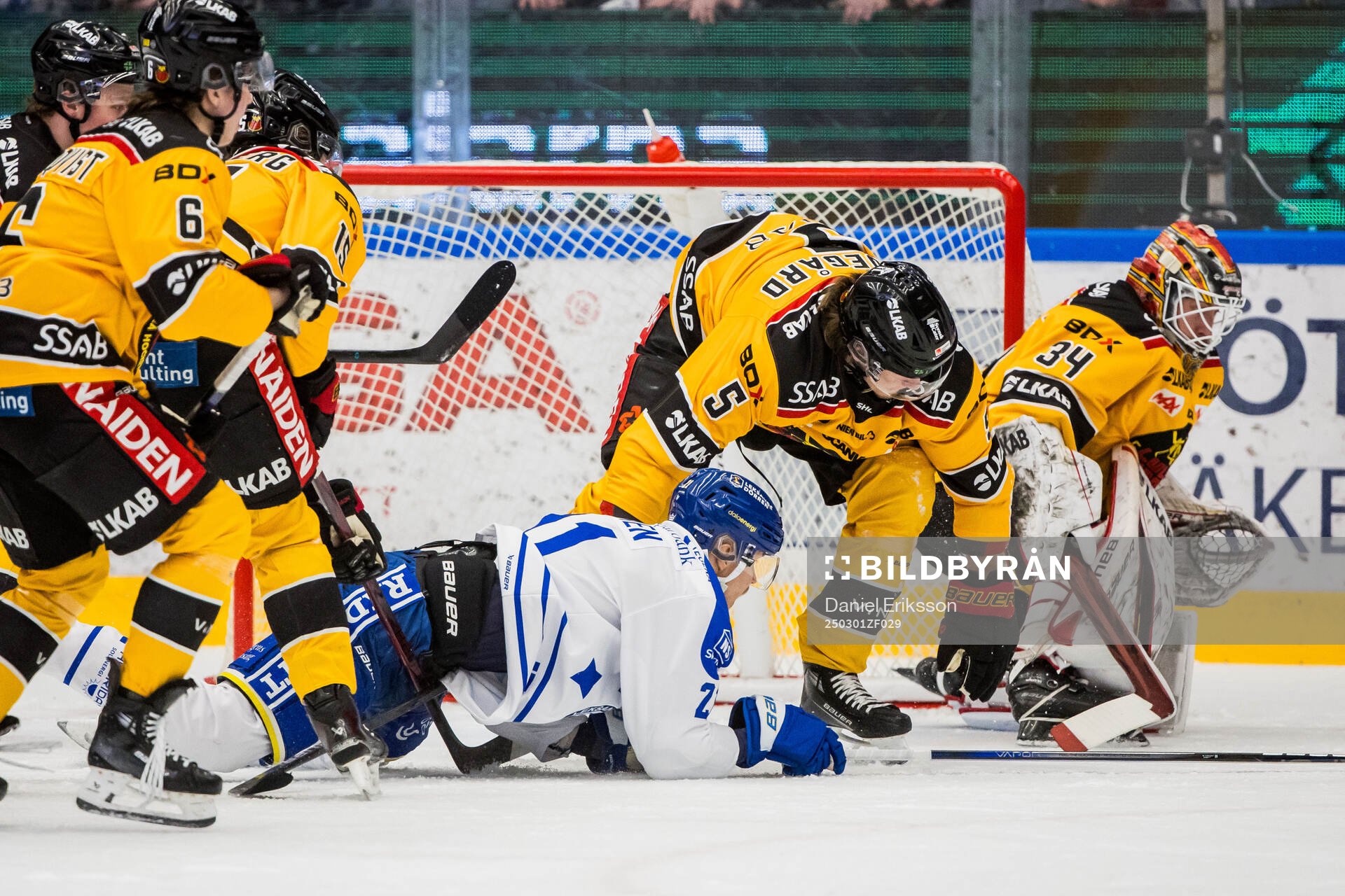 Leksands Joonas Lyytinen mot Luleås Marcus Hardegård och