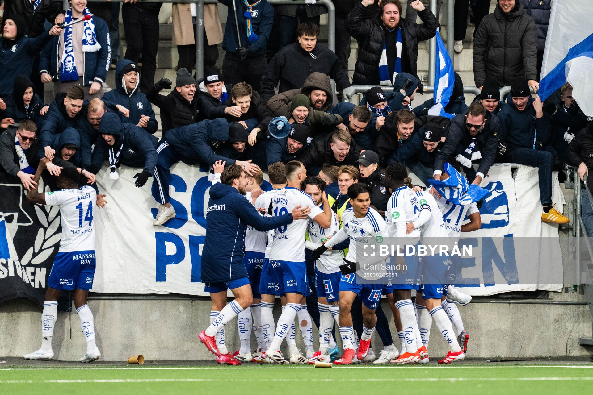 IFK Norrköpings David Moberg Karlsson jublar med