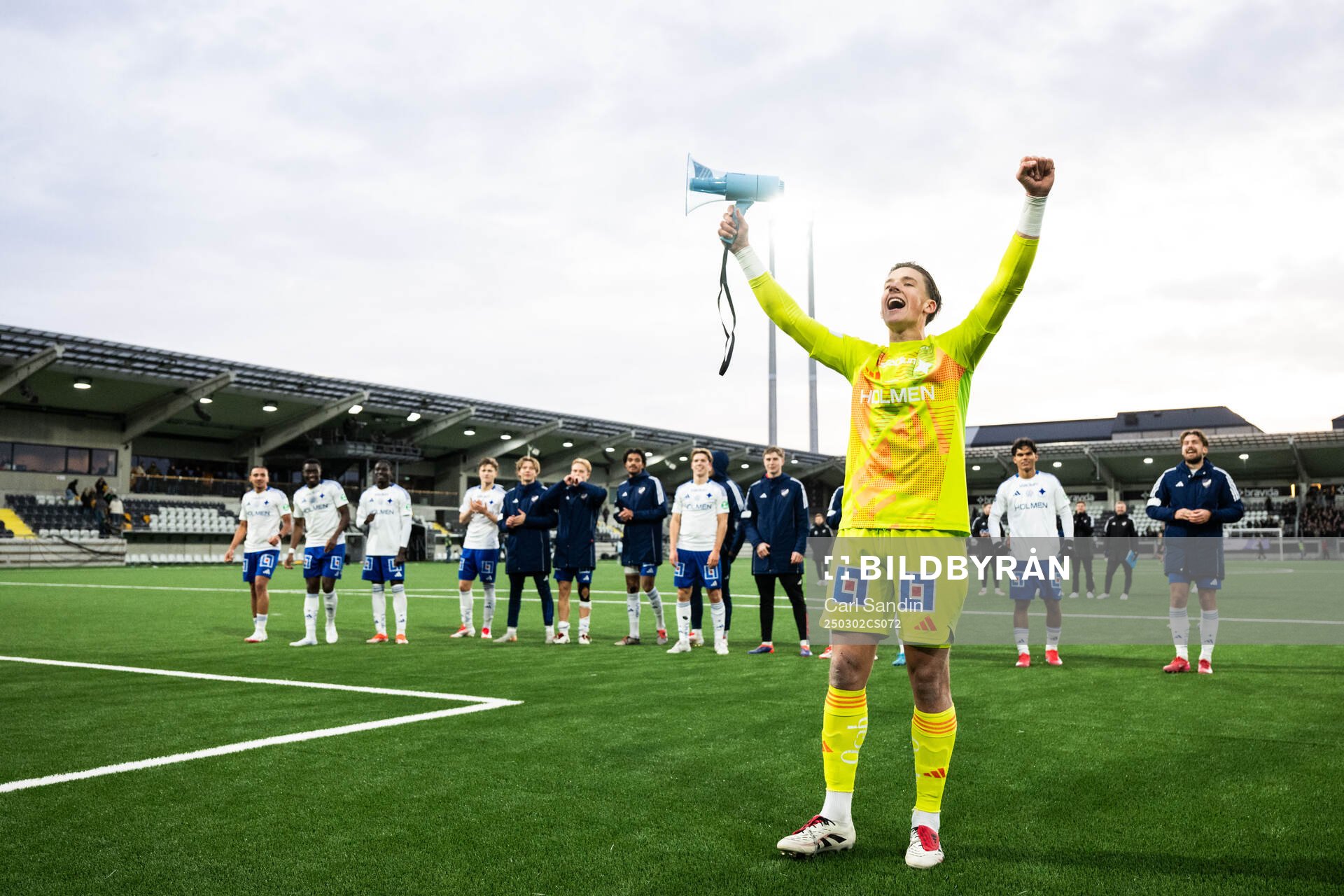 IFK Norrköpings målvakt David Andersson jublar