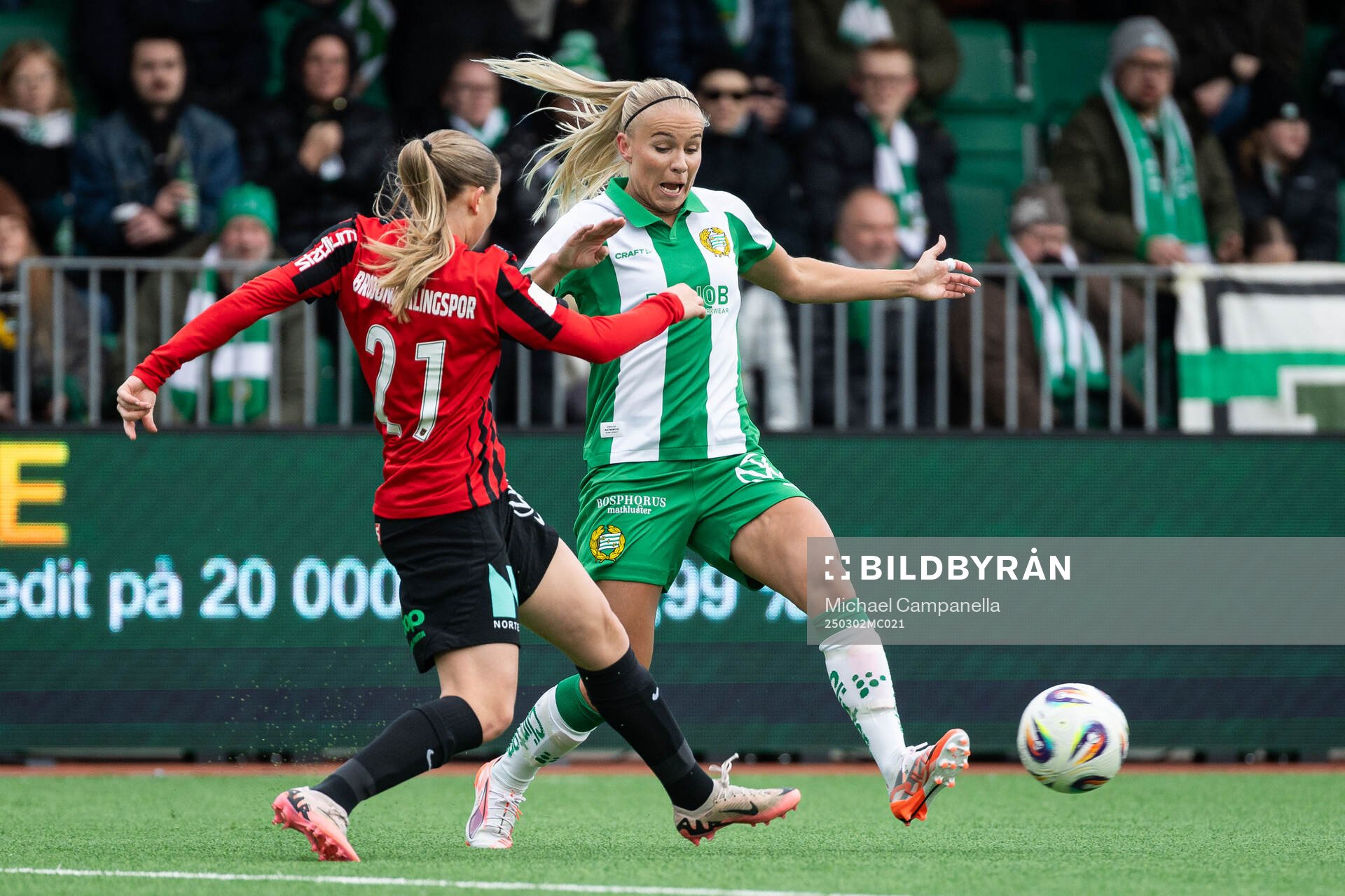 Brommapojkarnas Paula Broddner Klingspor och Hammarbys