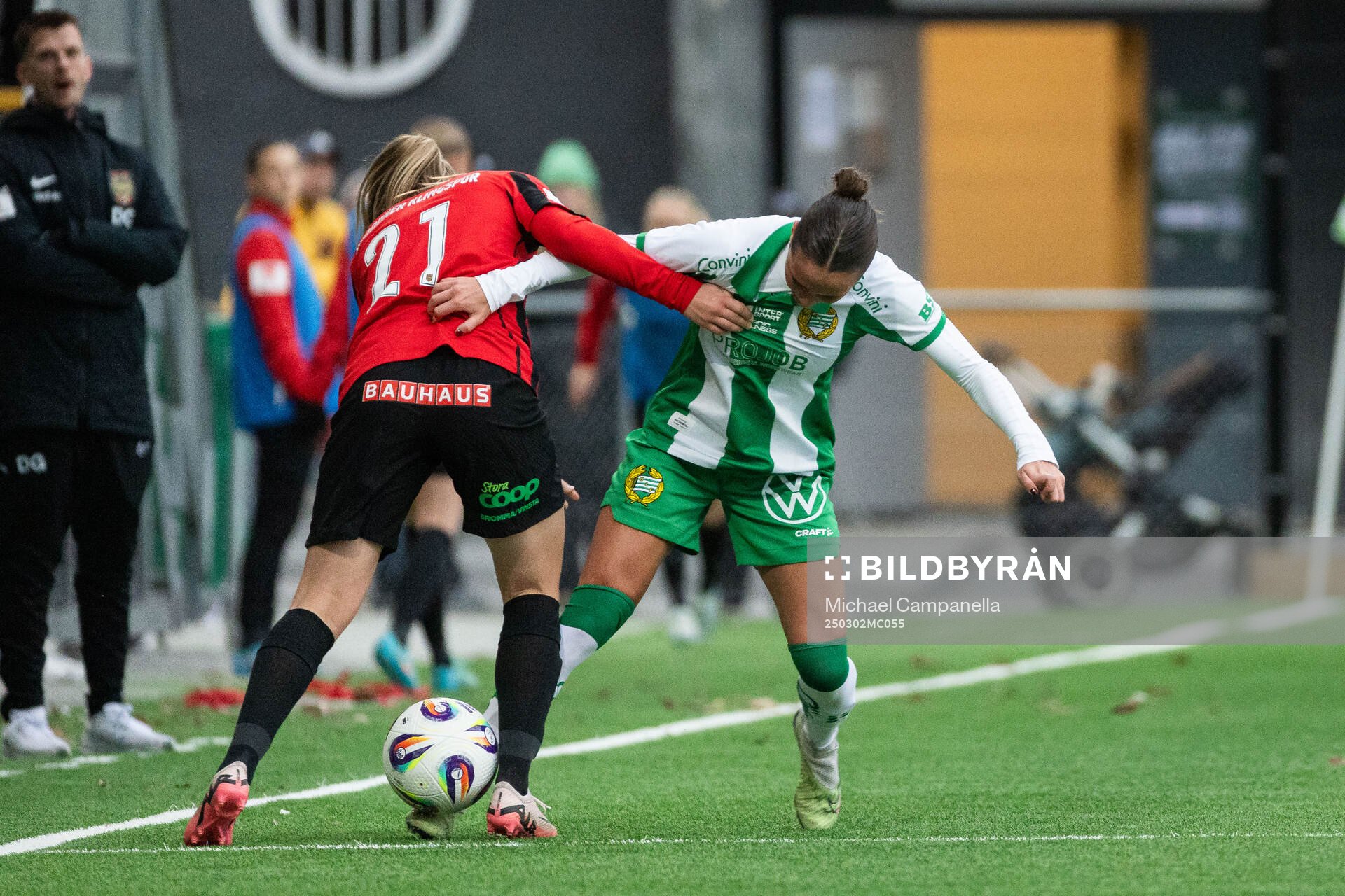 Brommapojkarnas Paula Broddner Klingspor och Hammarbys Vera