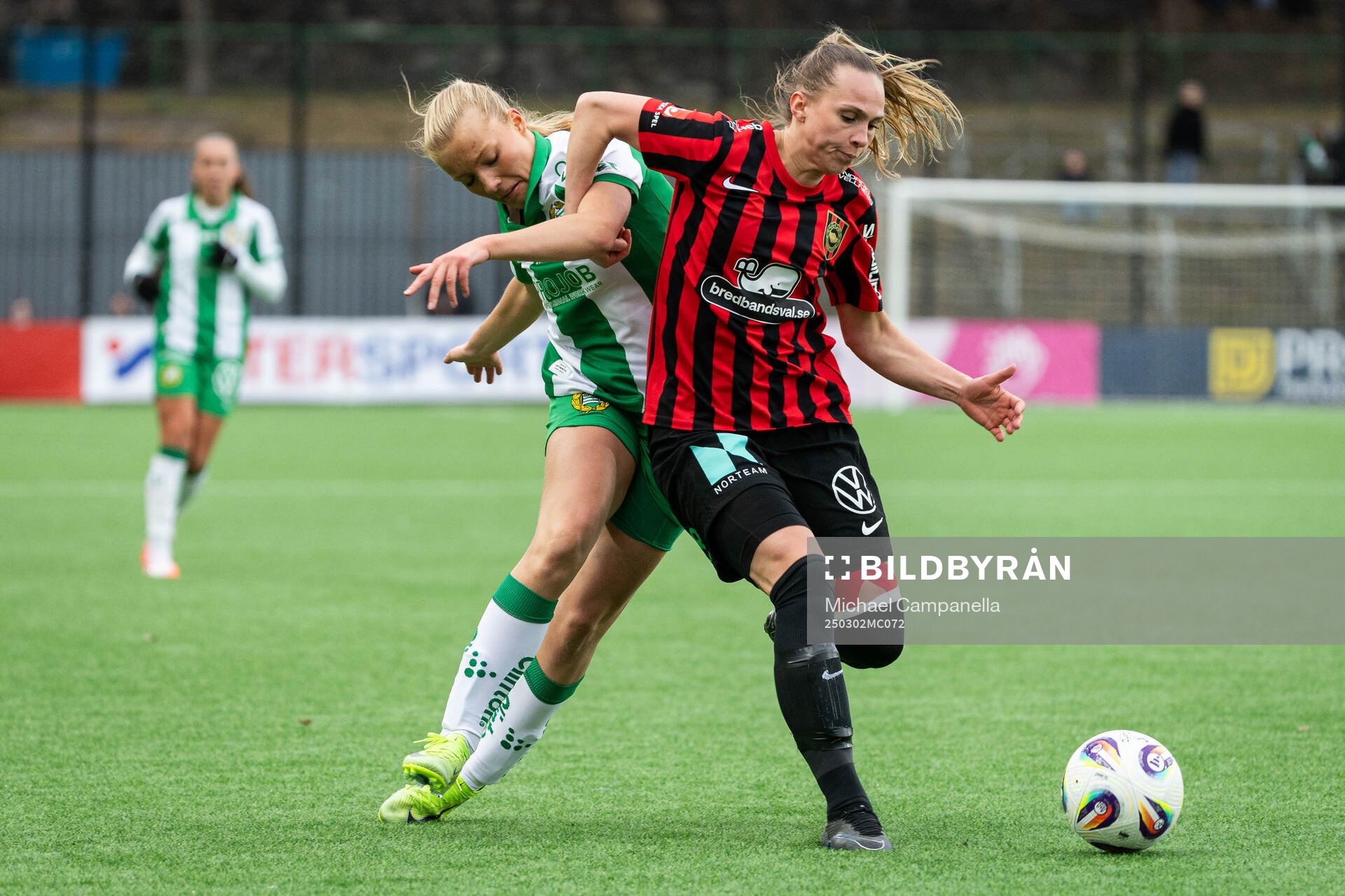 Hammarbys Smilla Holmberg och Brommapojkarnas Frida