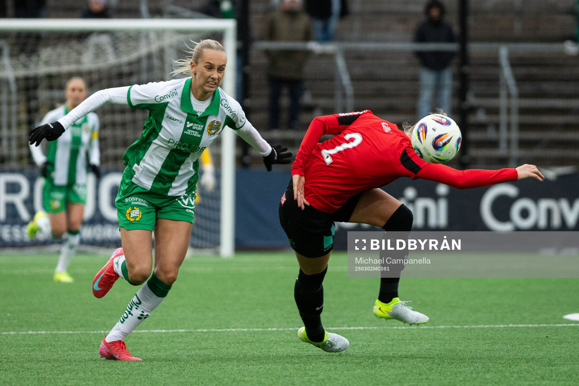 Hammarbys Ellen Wangerheim och Brommapojkarnas Amanda Wulff