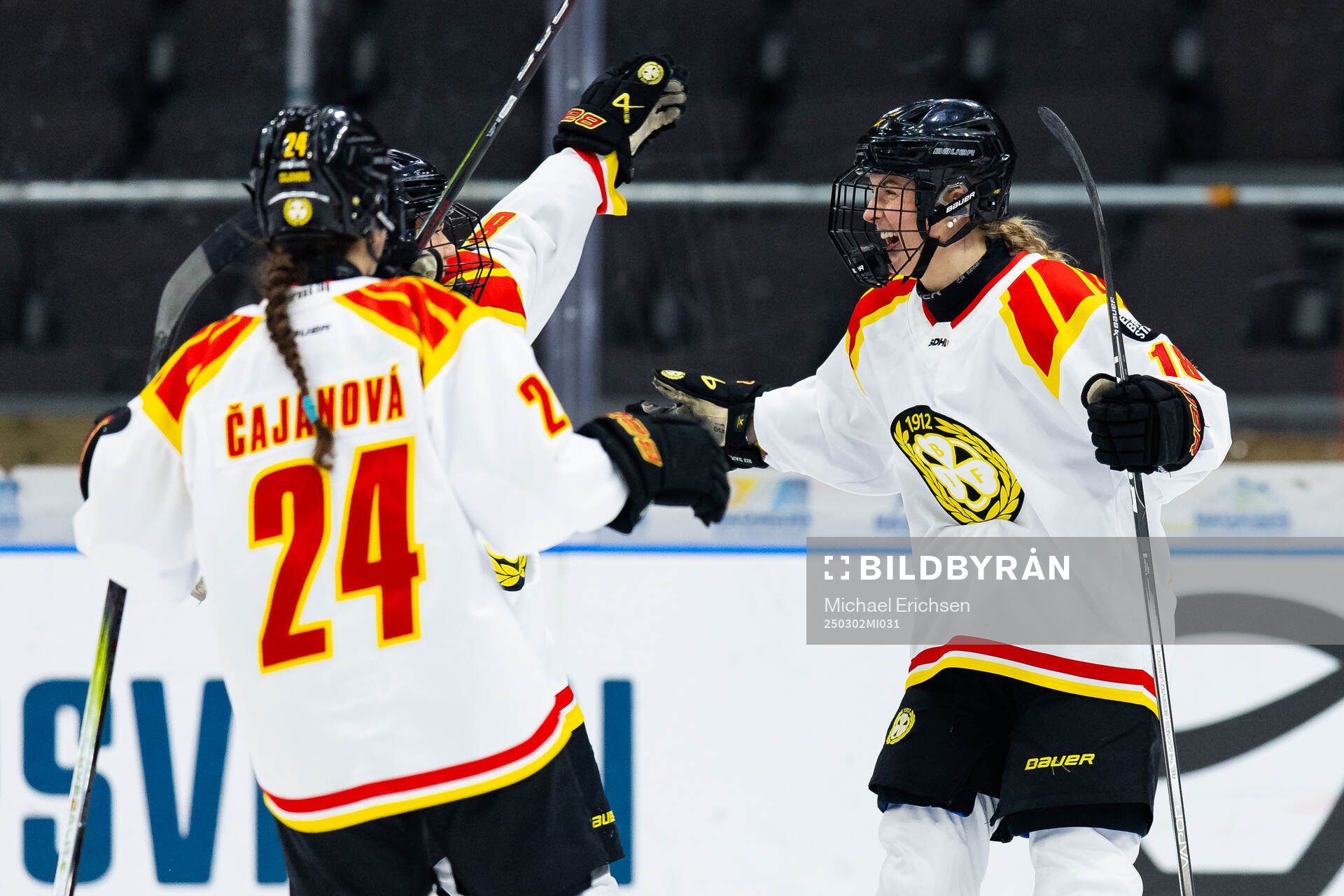 Brynäs Jenniina Nylund jublar