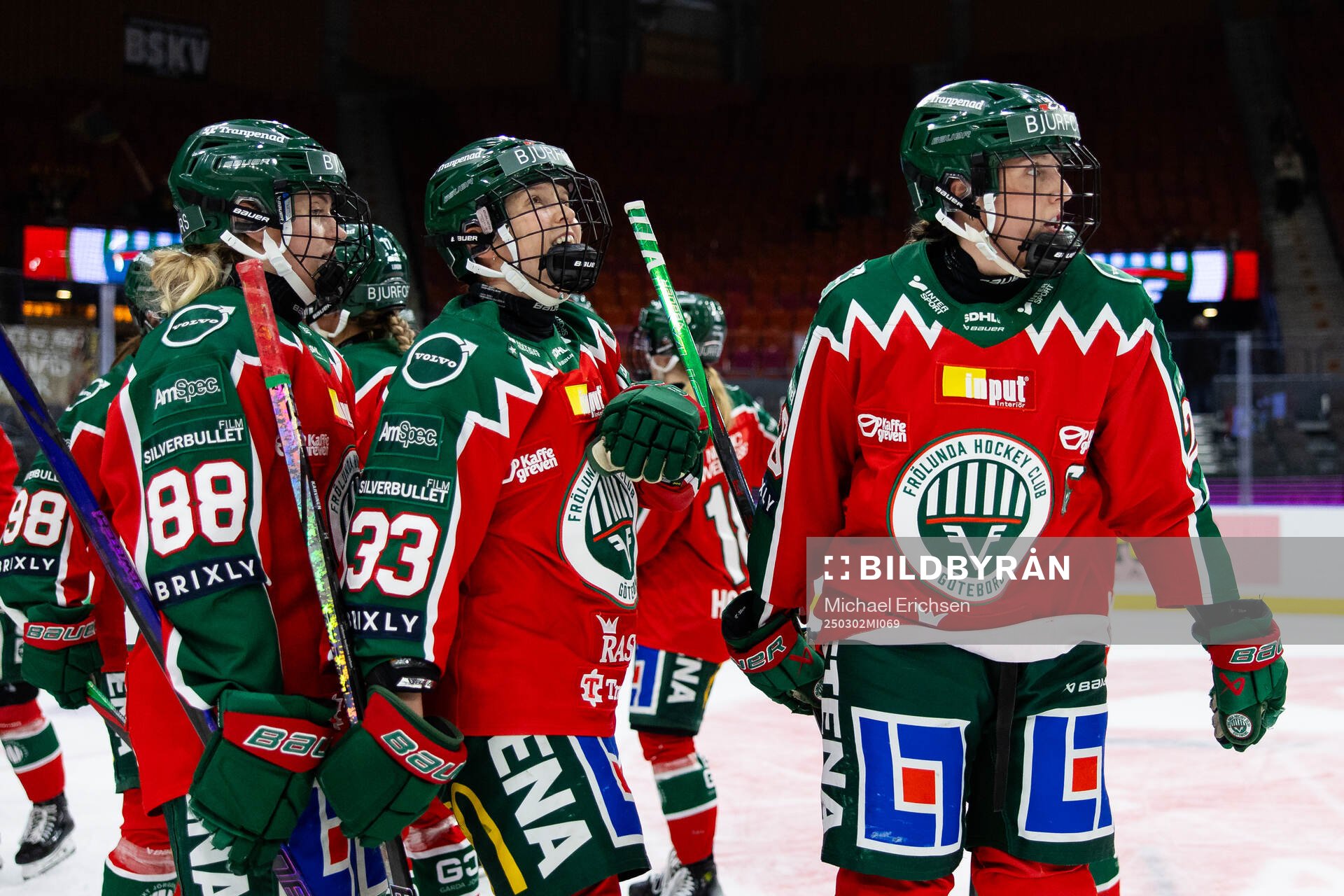 Frölundas Sydney Brodt, Michelle Karvinen och Hanna Olsson