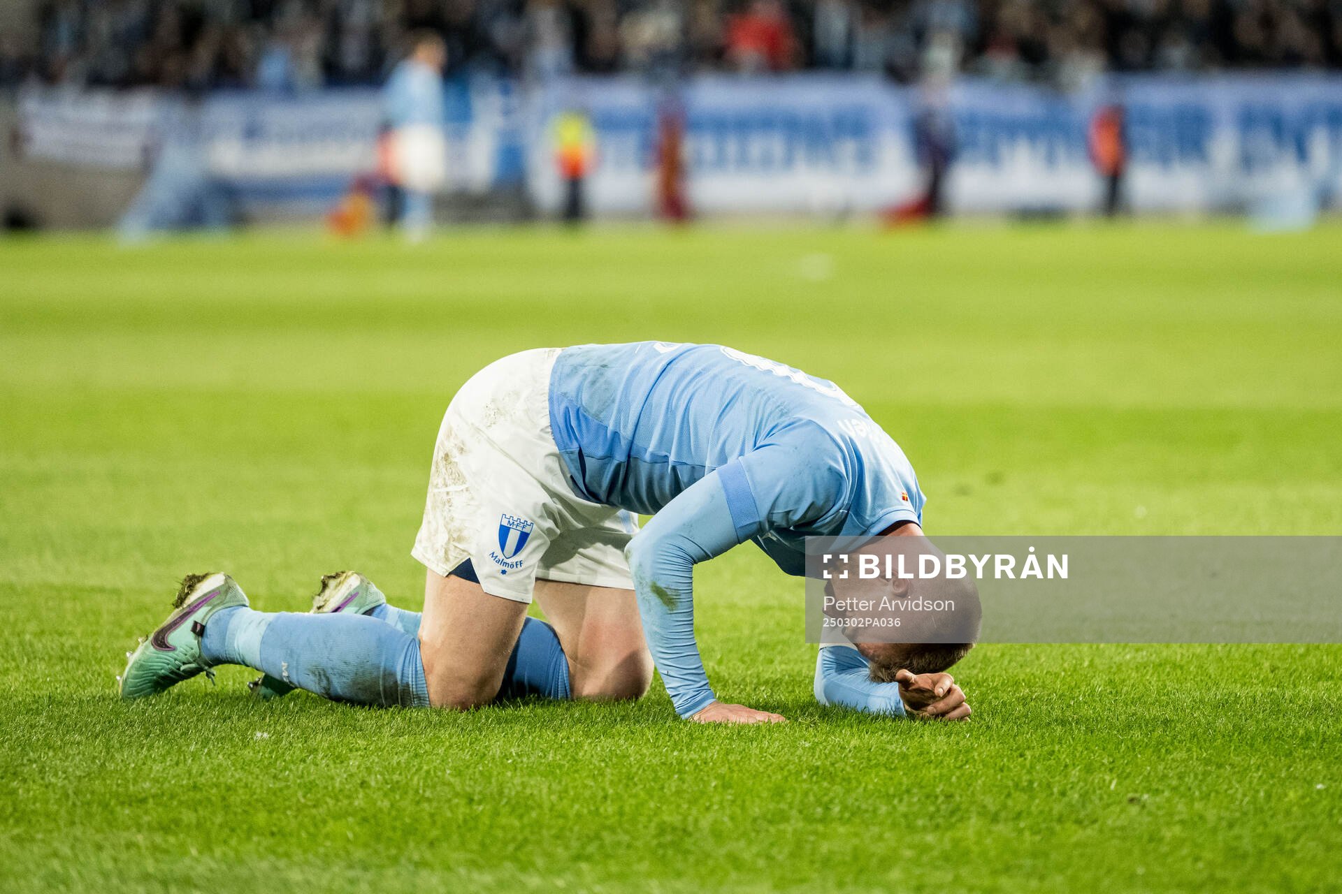 Malmö FFs Anders Christiansen har ont