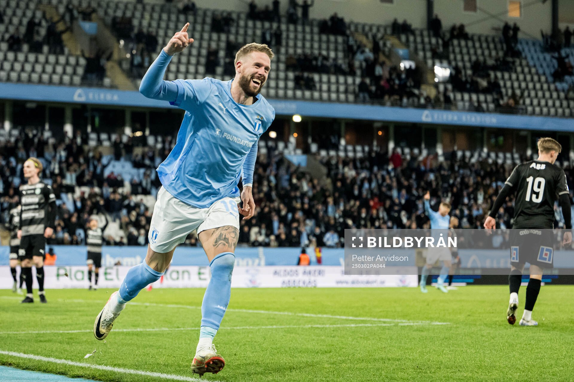 Malmö FFs Pontus Jansson jublar