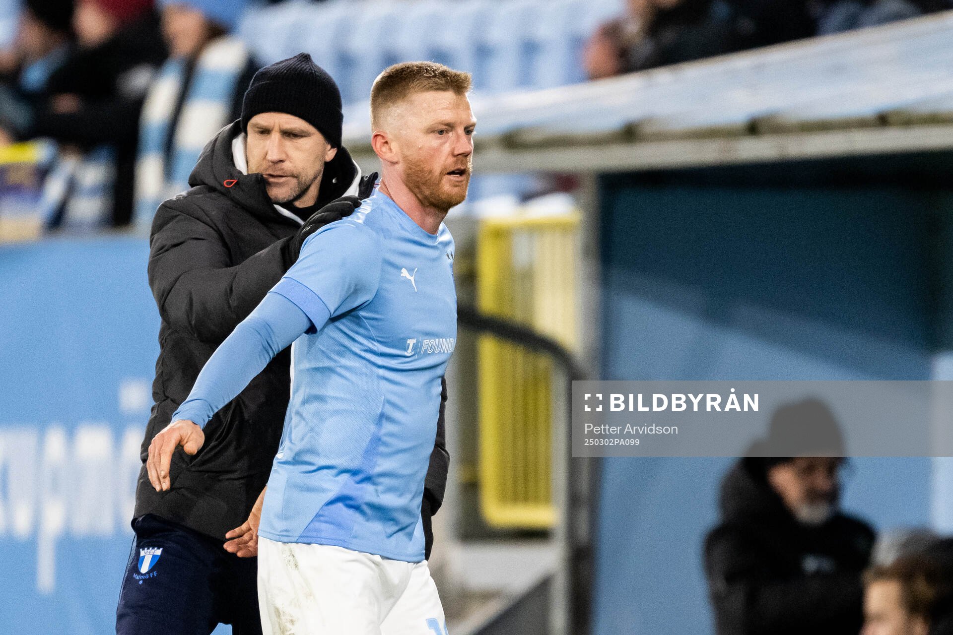 Malmö FFs tränare Henrik Rydström och Anders Christiansen under fotbollsmatchen i Svenska Cupen mellan Malmö FF och Västerås den 2 mars 2025 i Malmö. 