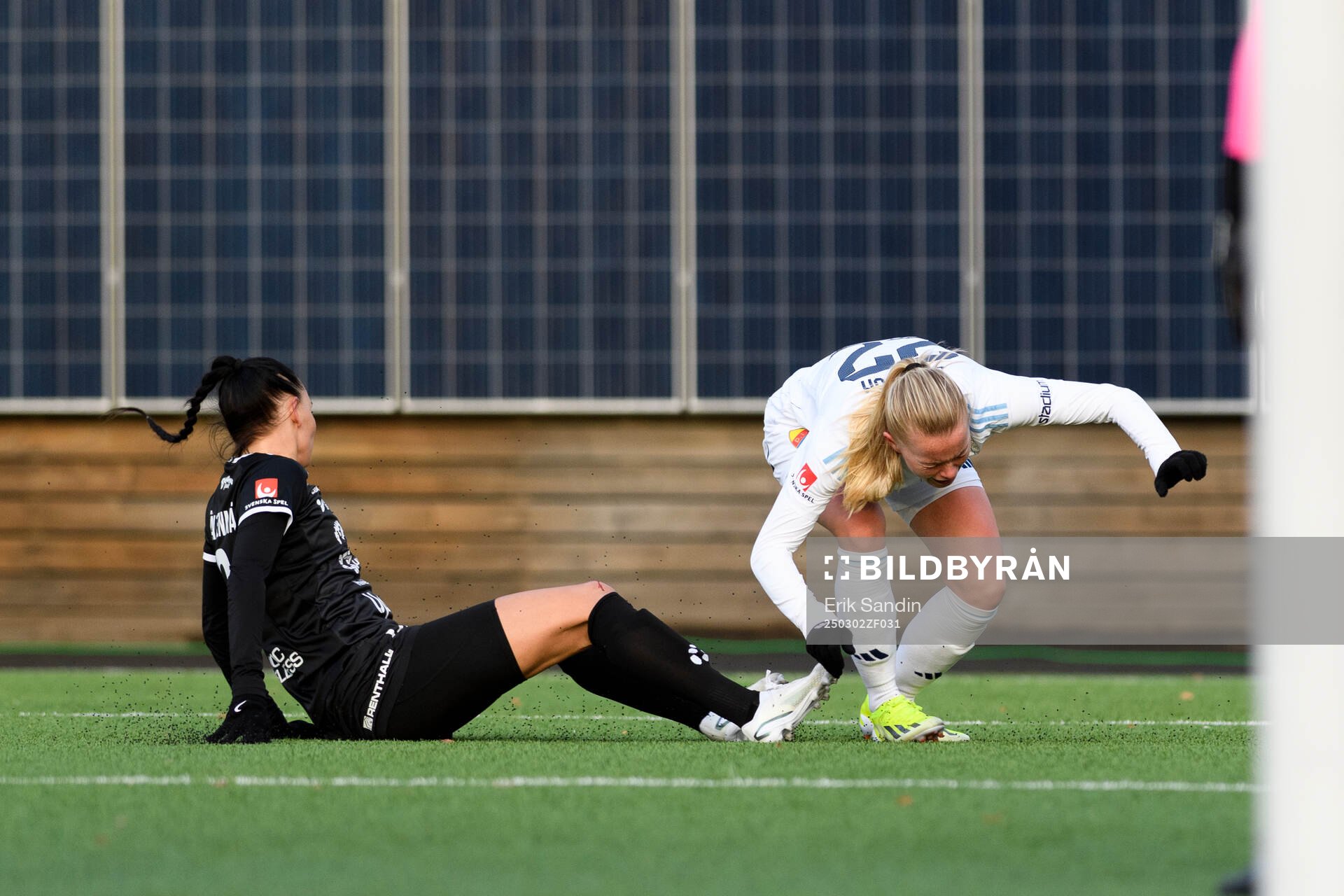 Djurgårdens Zara Jönsson har ont
