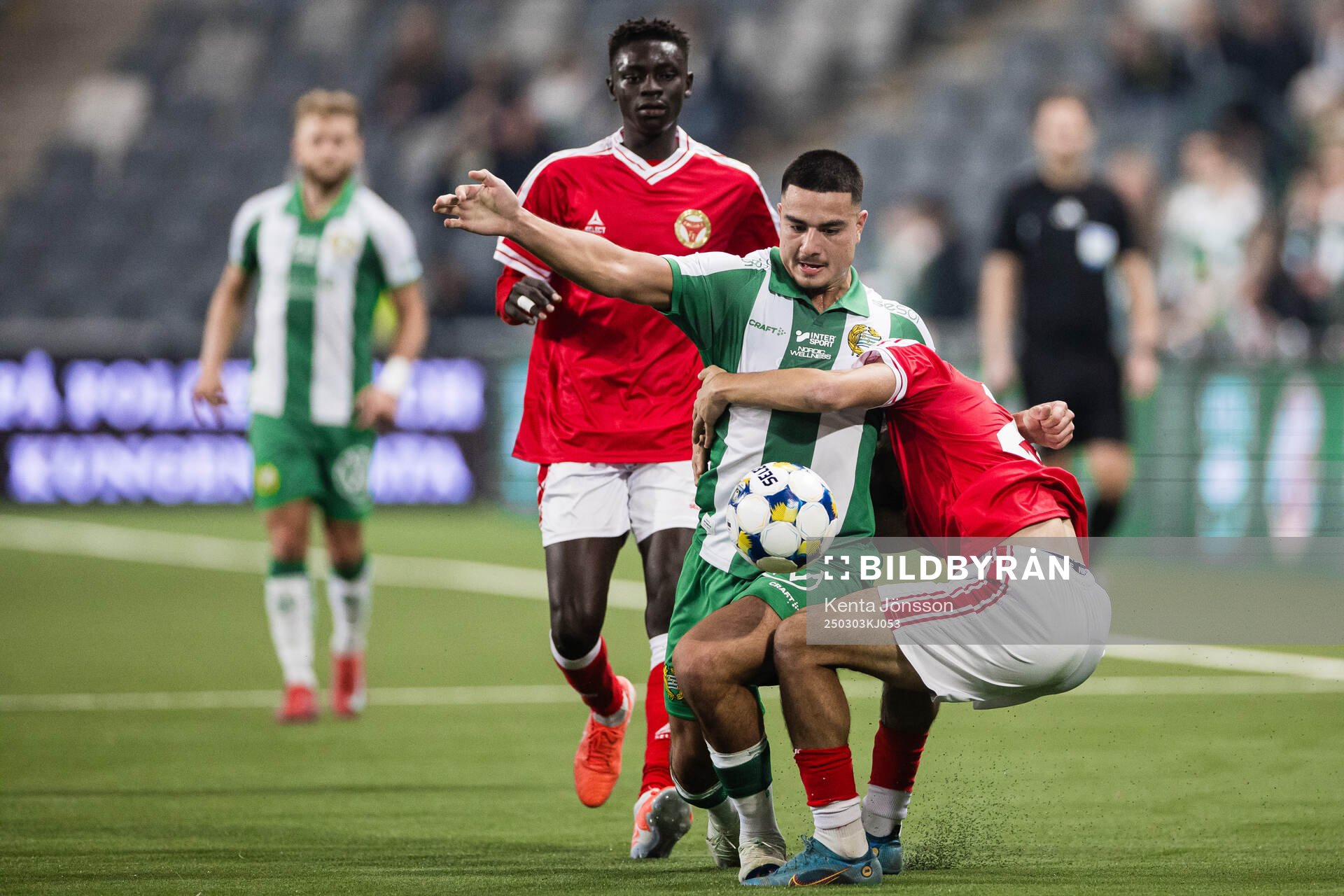 Hammarbys Jusef Erabi och Kalmars Arash Motaraghebjafarpour