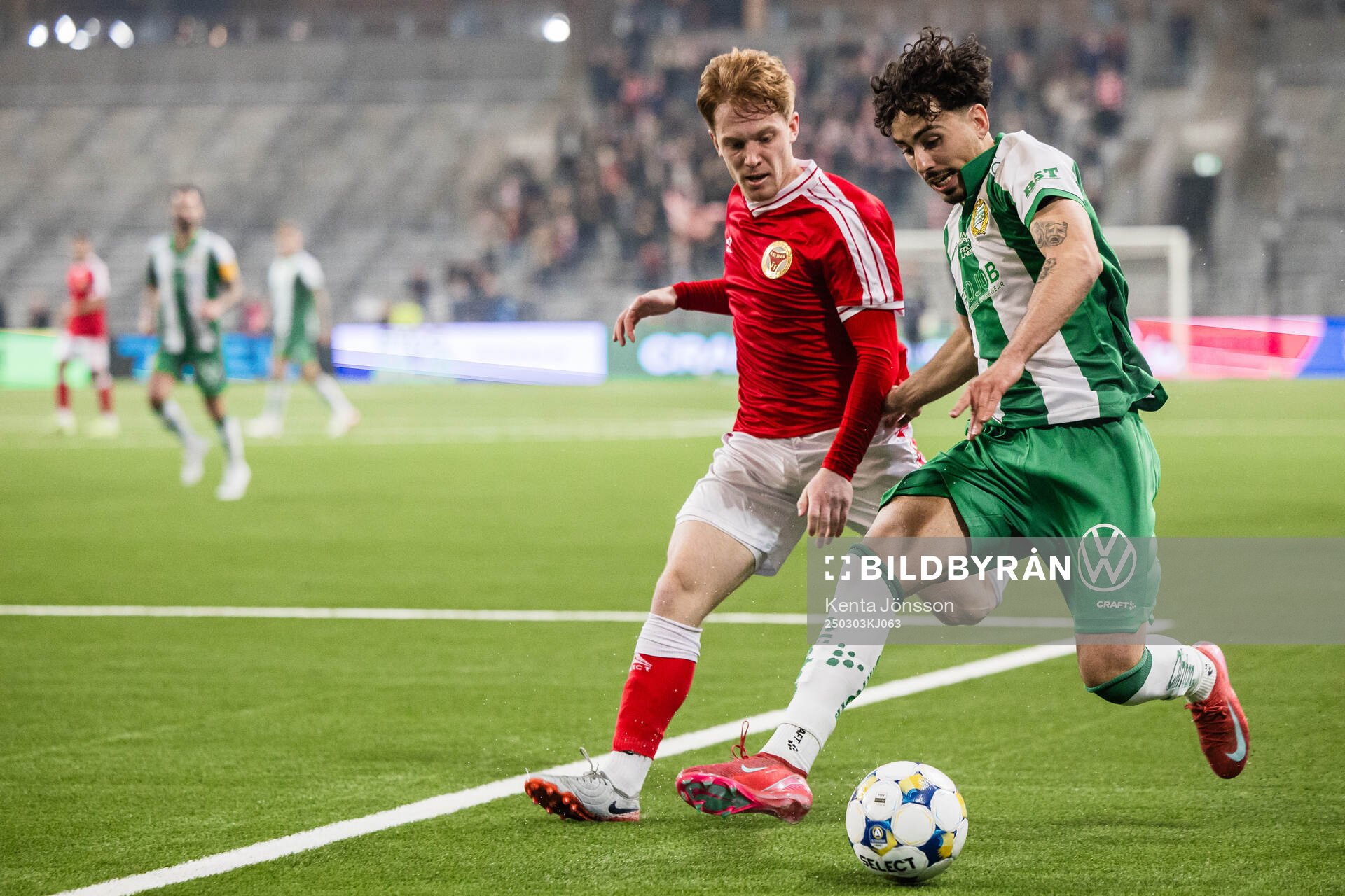 Kalmars William Andersson och Hammarbys Sebastian Tounekti