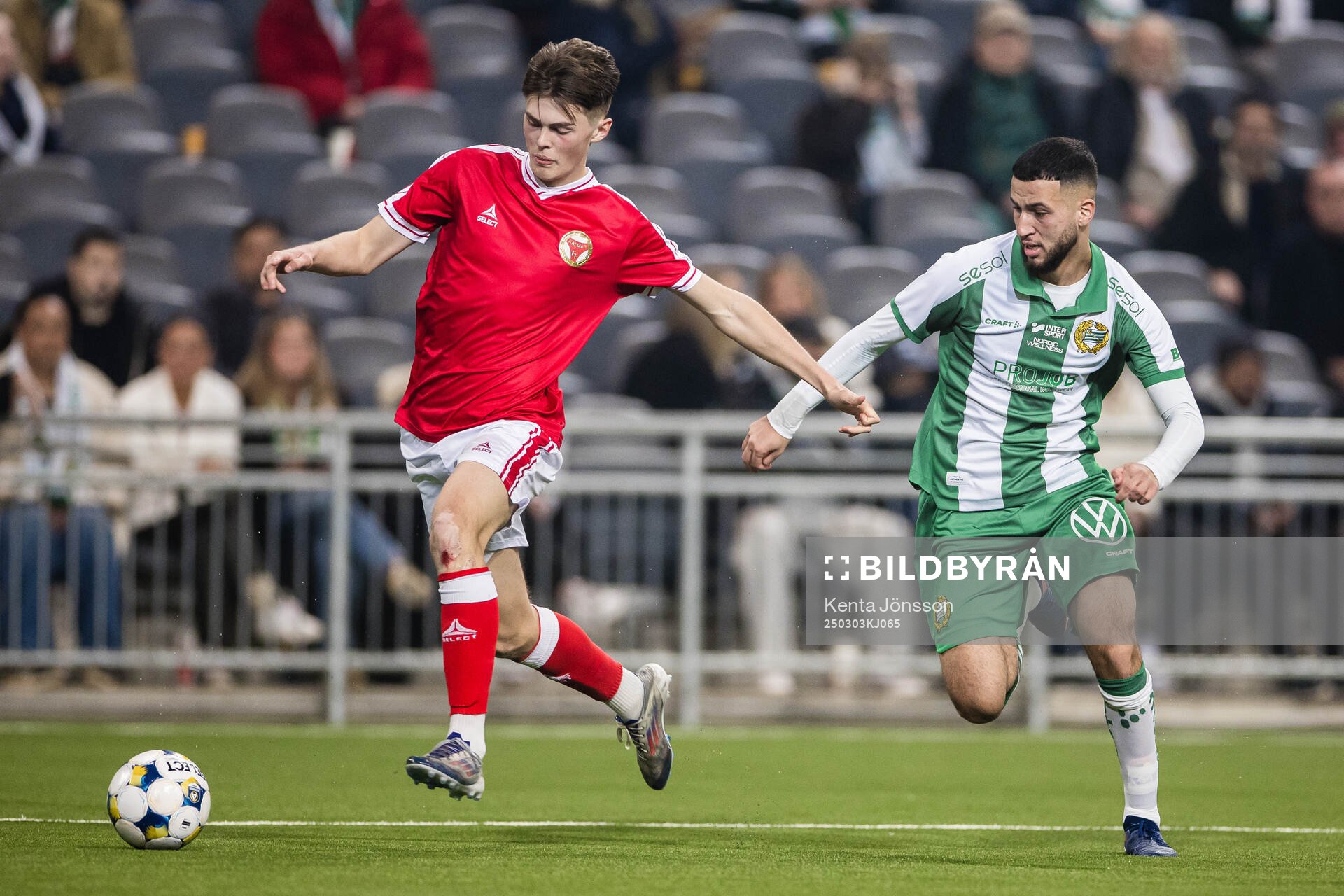 Kalmars Zakarias Råvik och Hammarbys Abdelrahman Boudah
