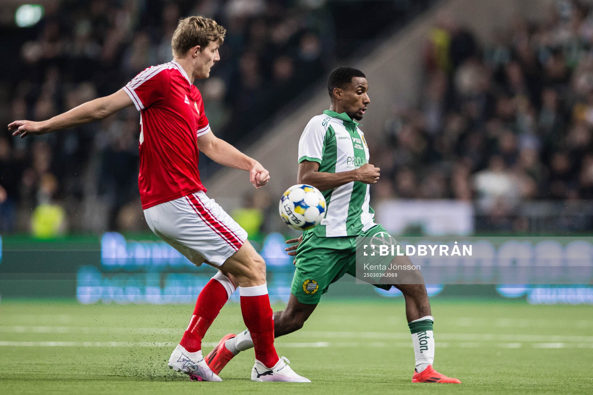 Kalmars Lars Saetra och Hammarbys Paulos Abraham 1under