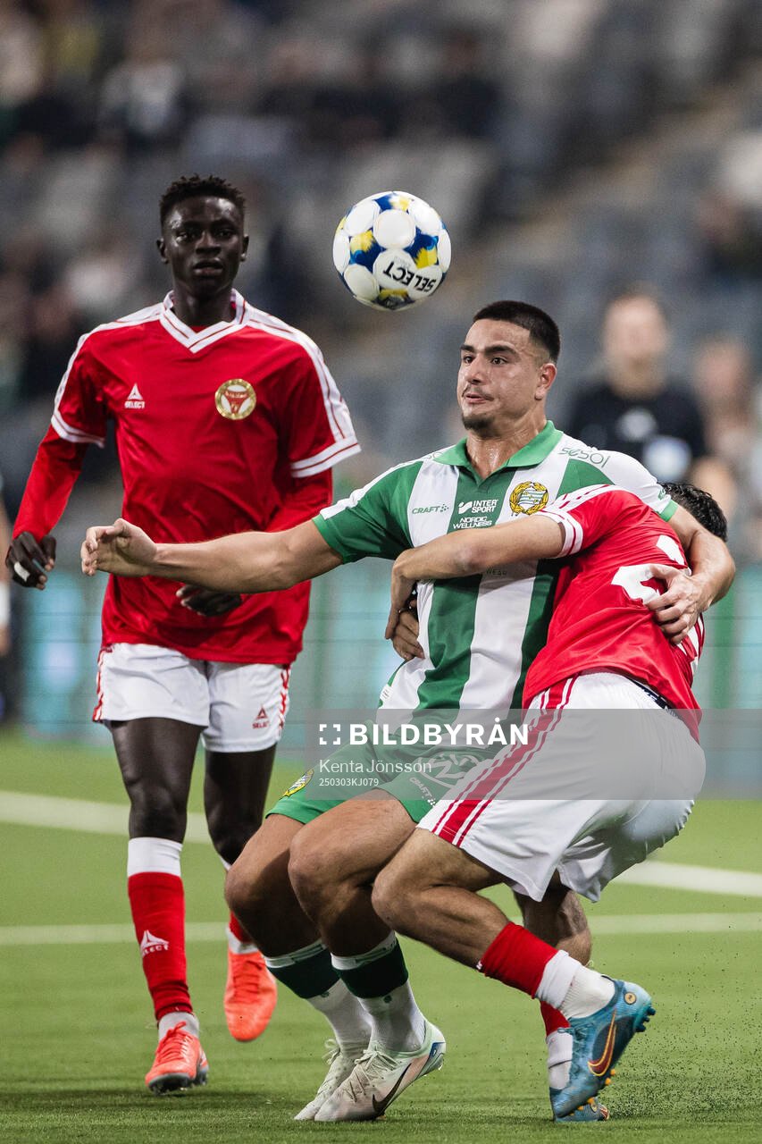 Hammarbys Jusef Erabi och Kalmars Arash Motaraghebjafarpour