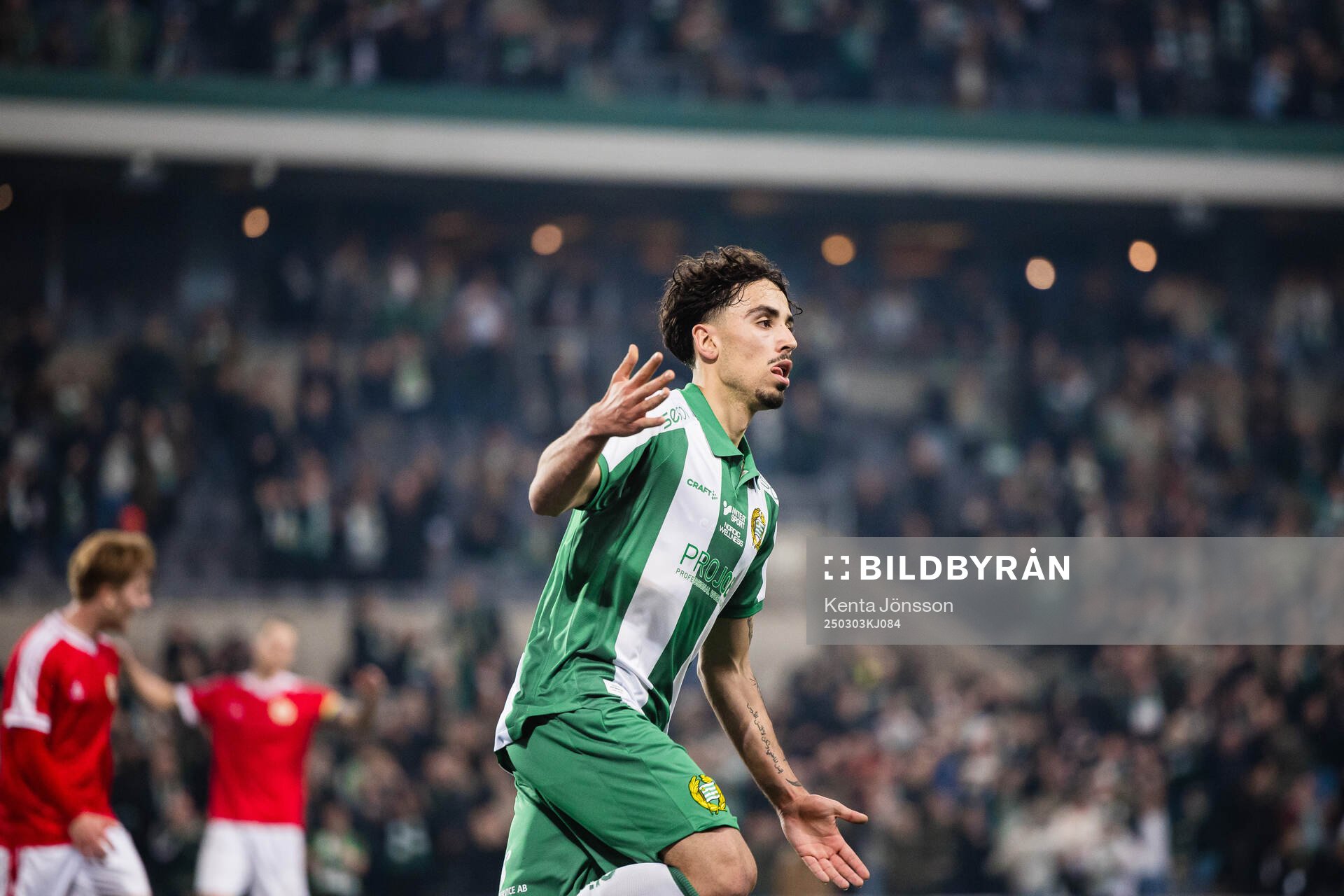 Hammarbys Sebastian Tounekti jublar