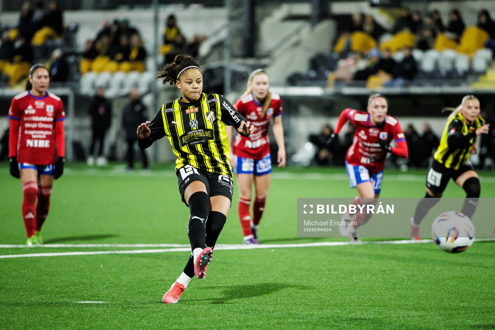 Häckens Felicia Schröder gör 4-0 på straff