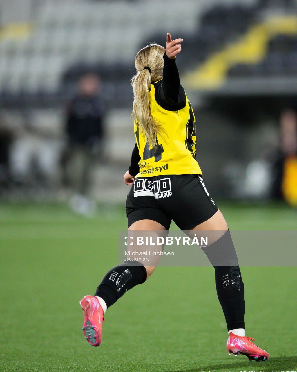 Häckens Matilda Nildén jublar