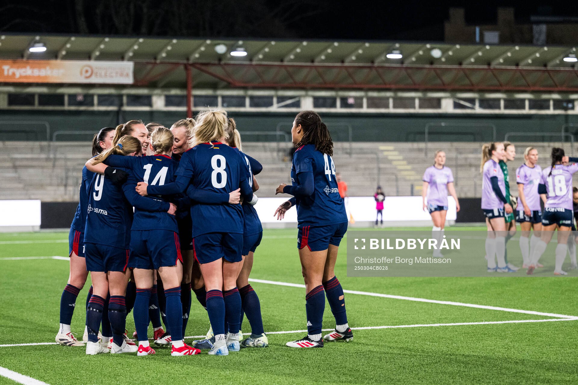 Rosengårds Oona Sevenius jublar efter 1-0 under fotbollsmatchen i Svenska Cupen mellan Rosengård och Linköping den 4 mars 2025 i Malmö.