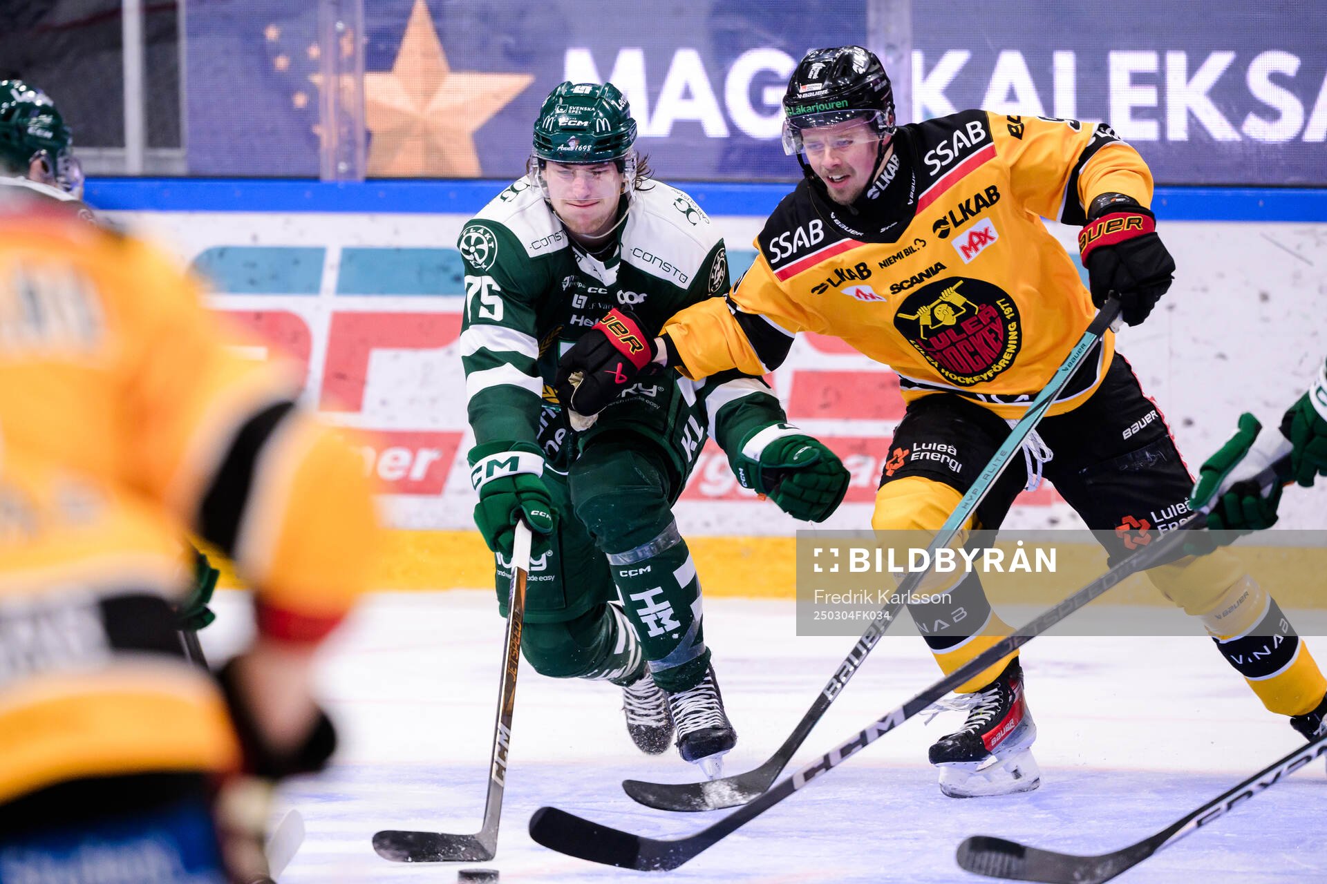 Färjestads Jeremy Salvas Groleau och Luleås Ludvig Jansson