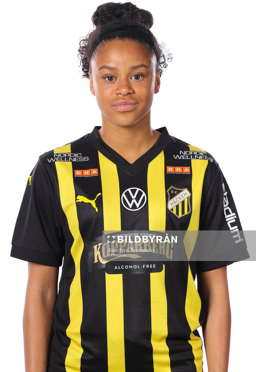 Häckens Felicia Schröder