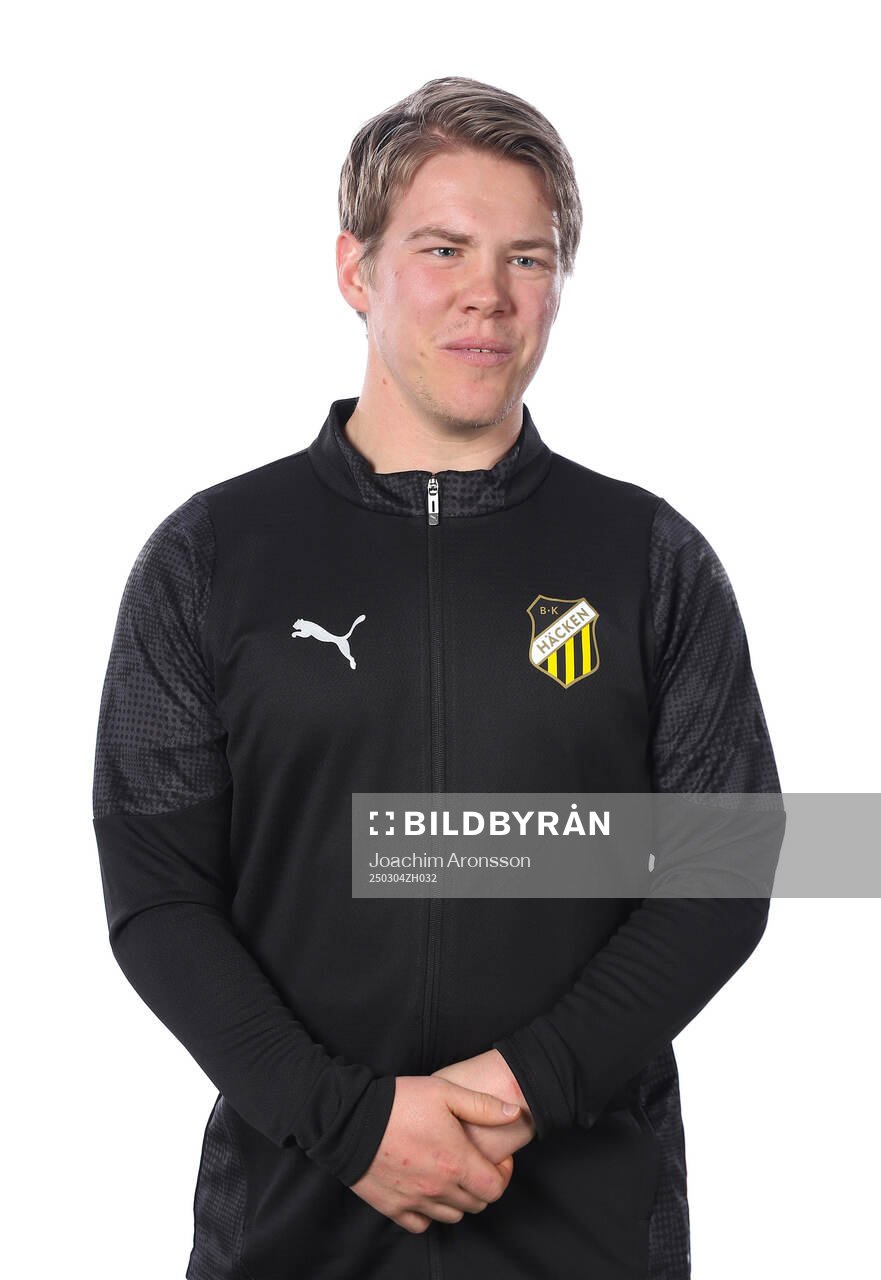 Häckens materialare Petrus Karlholm