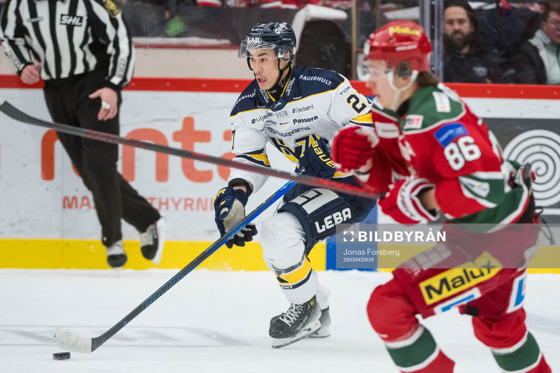 HV71s Jonathan Ang