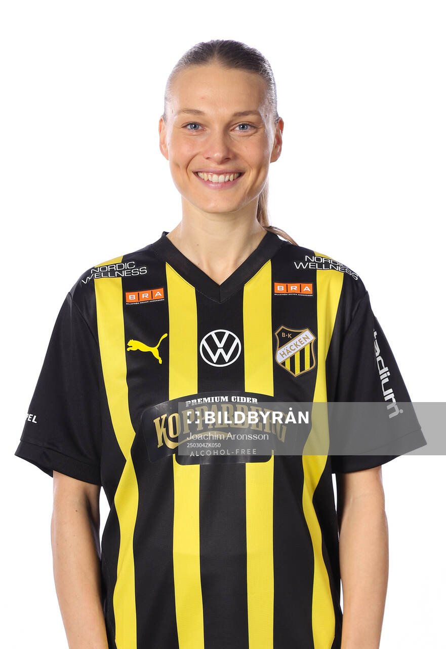 Häckens Stine Sandbech