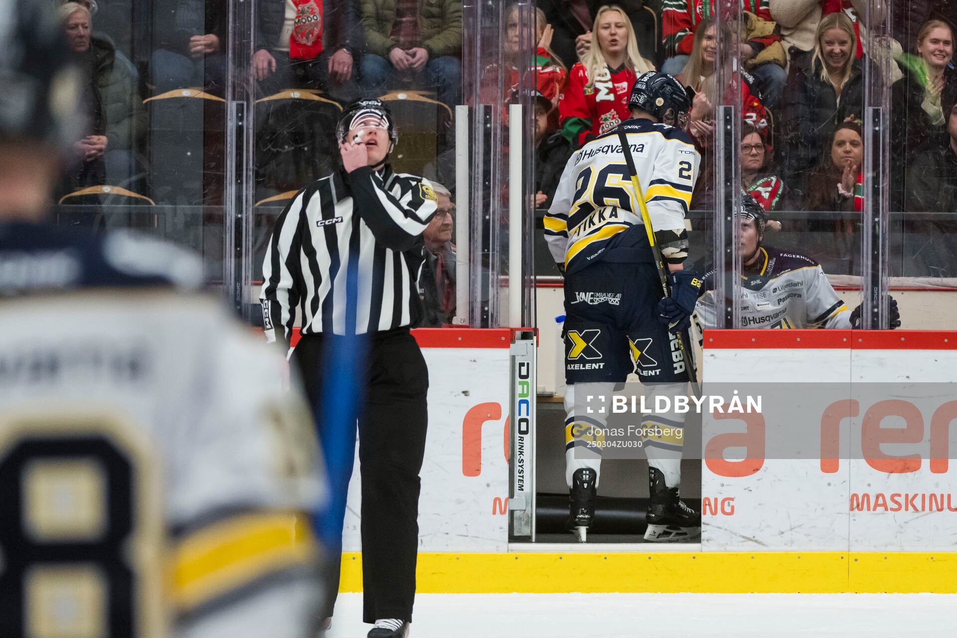 HV71s Tommi Tikka utvisad