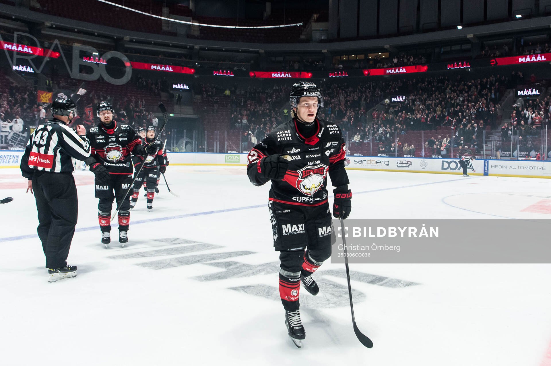 Malmö Redhawks Joona Ikonen jublar