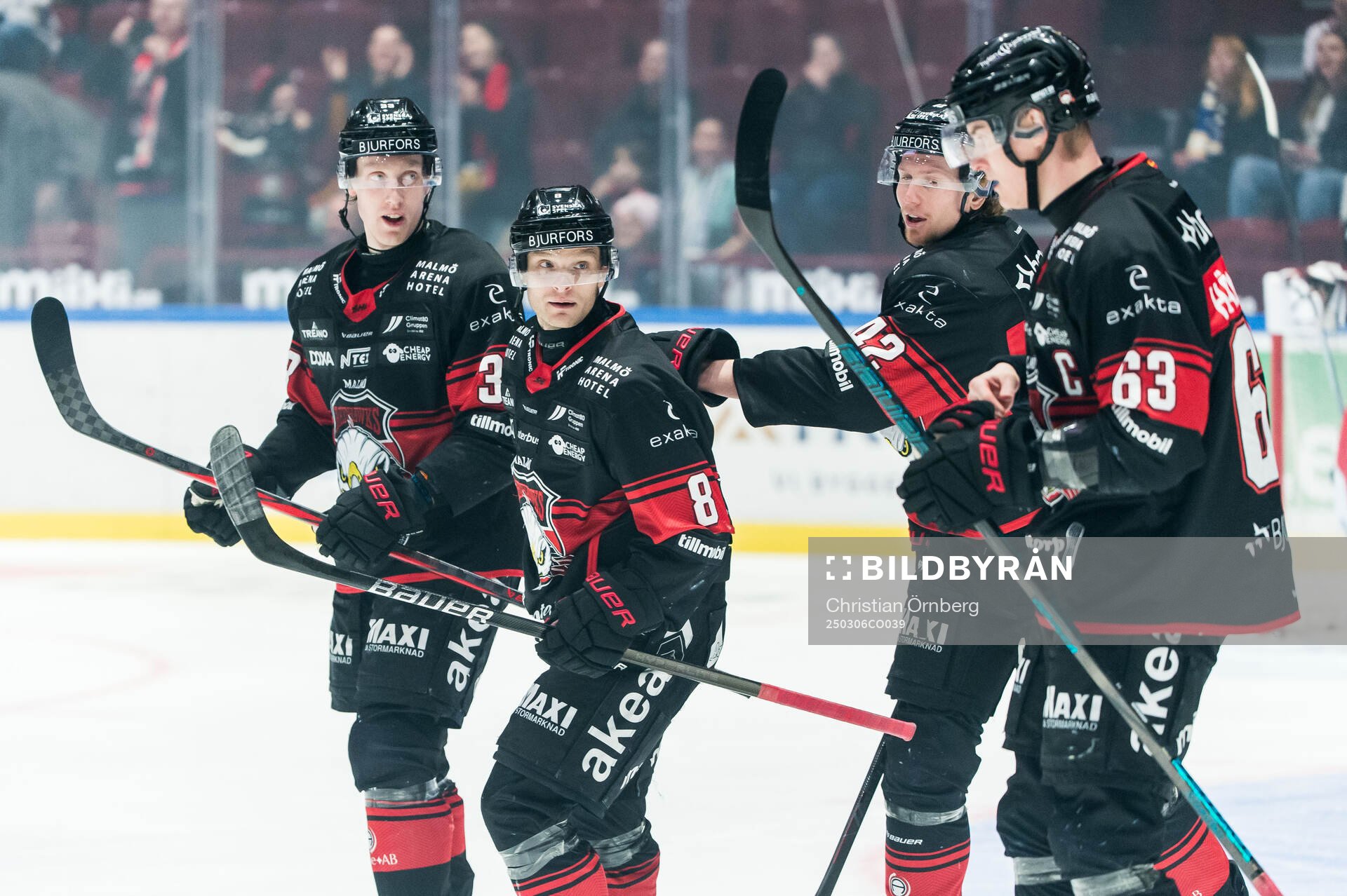 Malmö Redhawks Johan Olofsson jublar