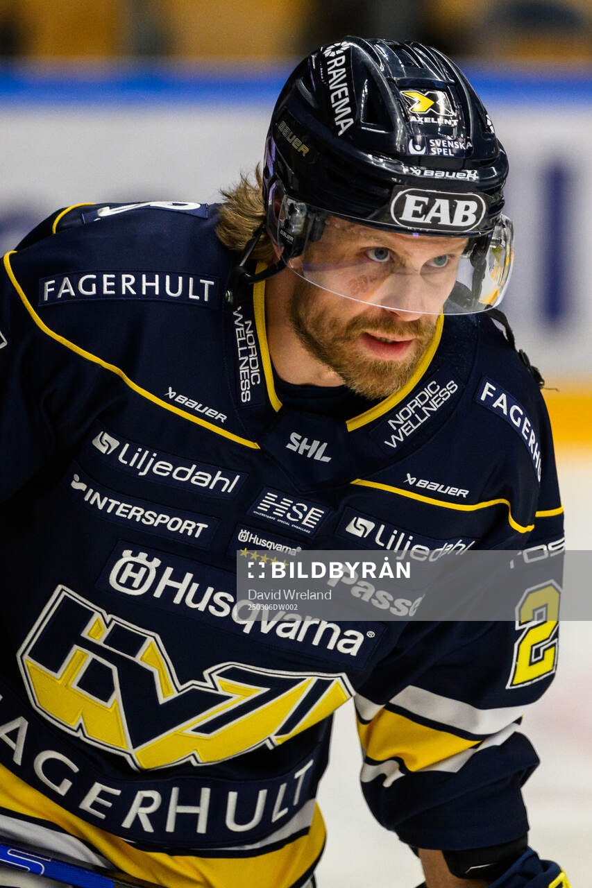 HV71s Mattias Tedenby
