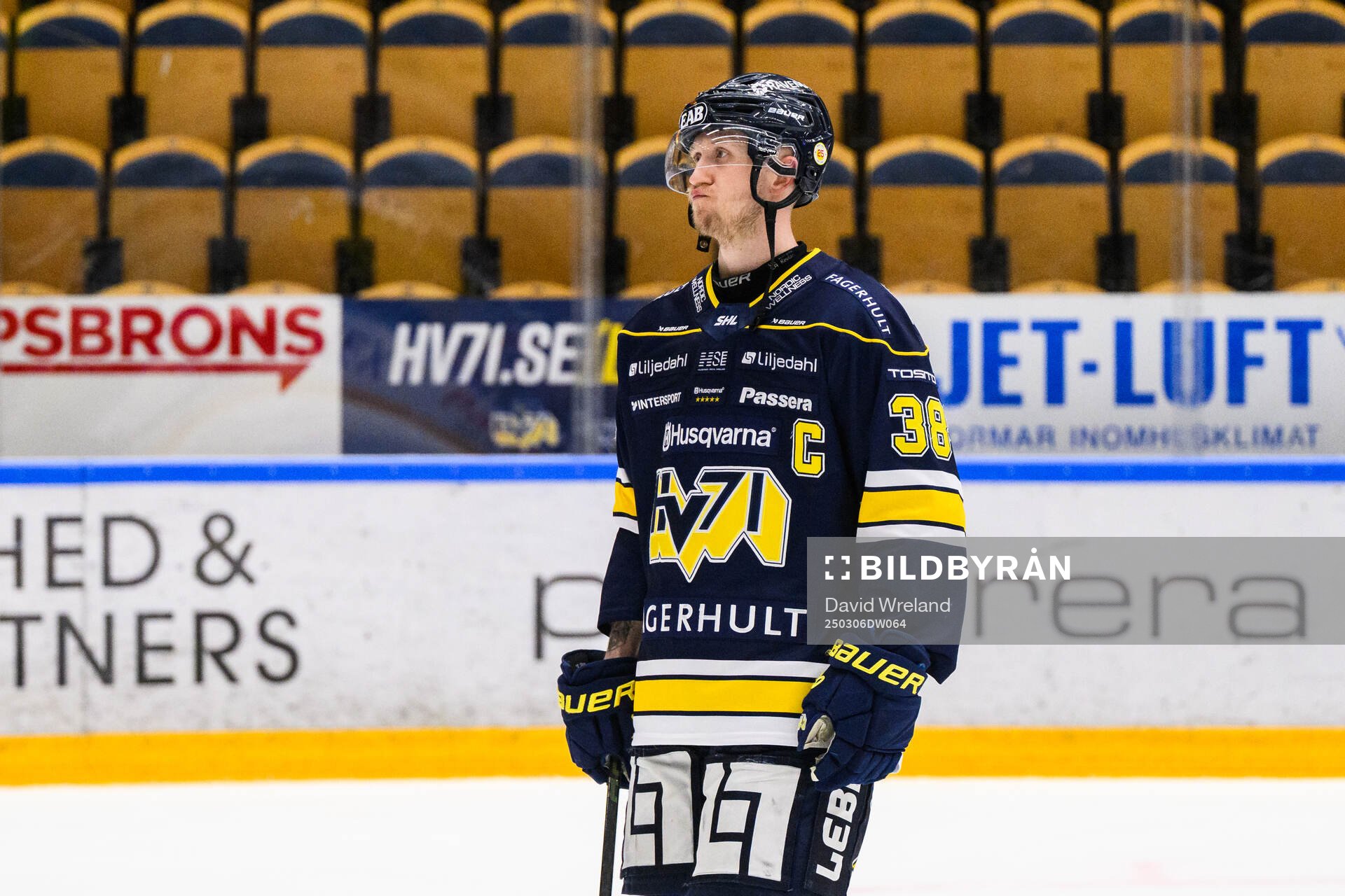 HV71s Olle Alsing  deppar