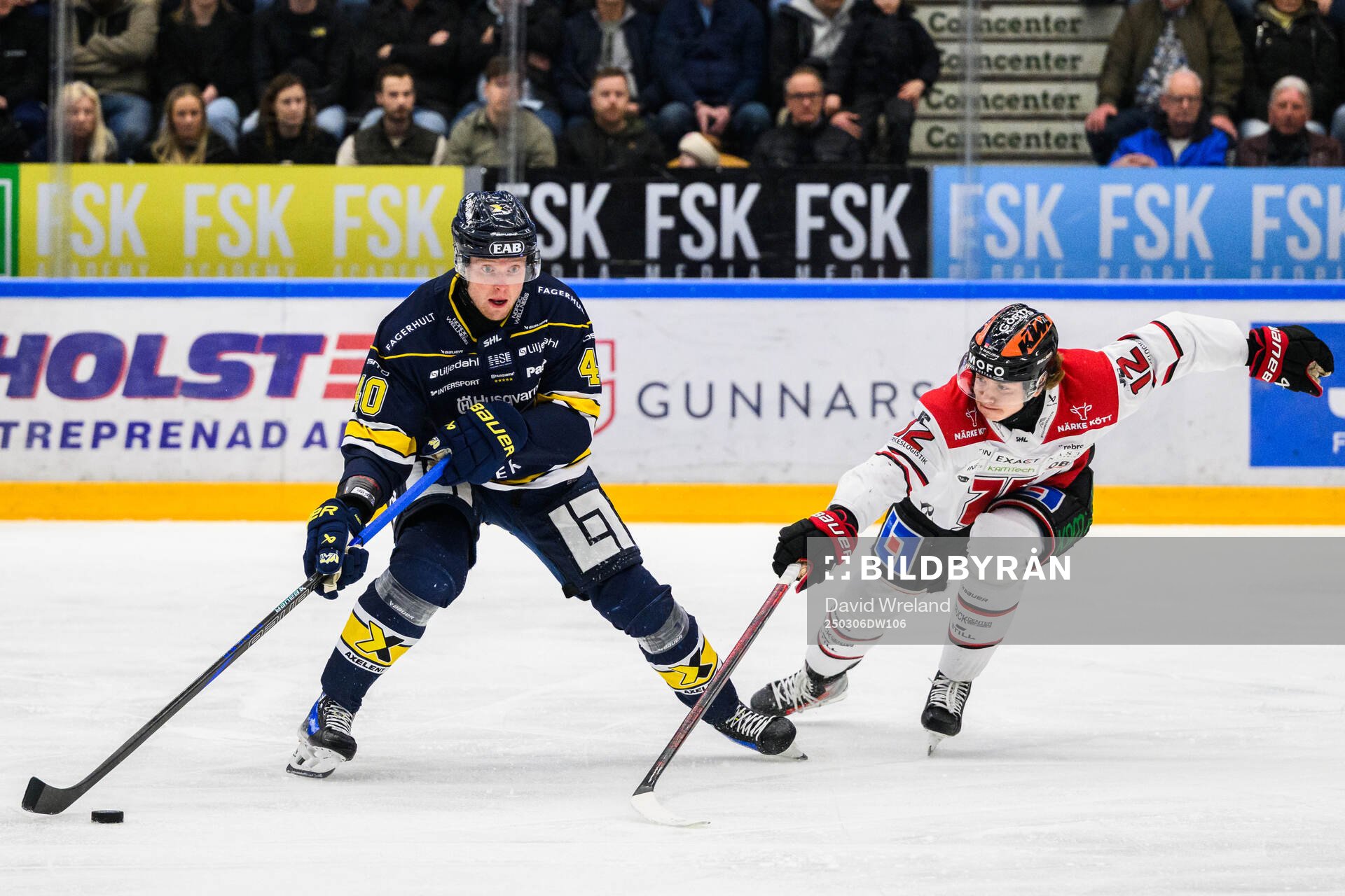 HV71s Oskar Stål-Lyrenäs och Örebros Noah Steen