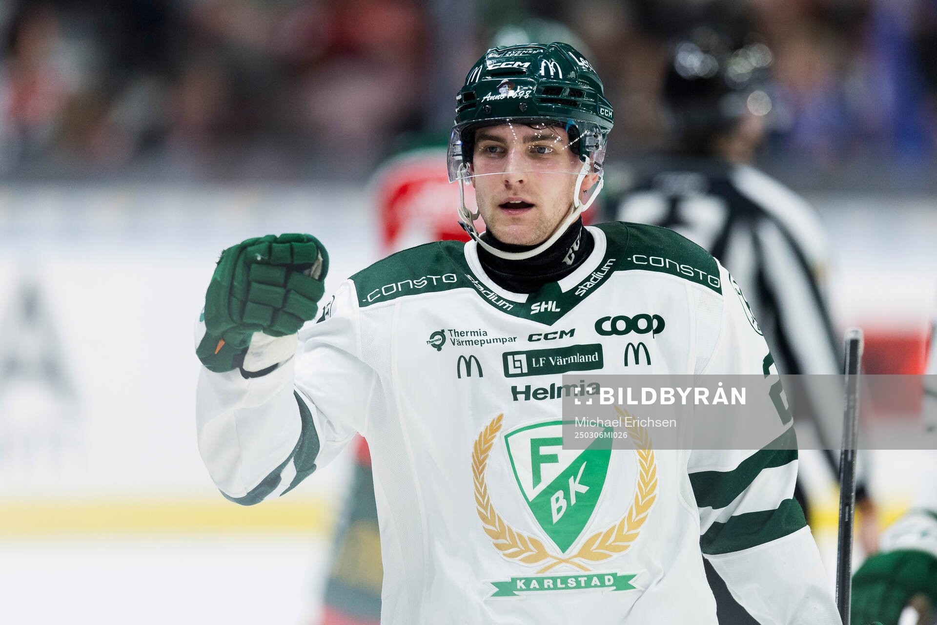 Färjestads Joel Nyström jublar