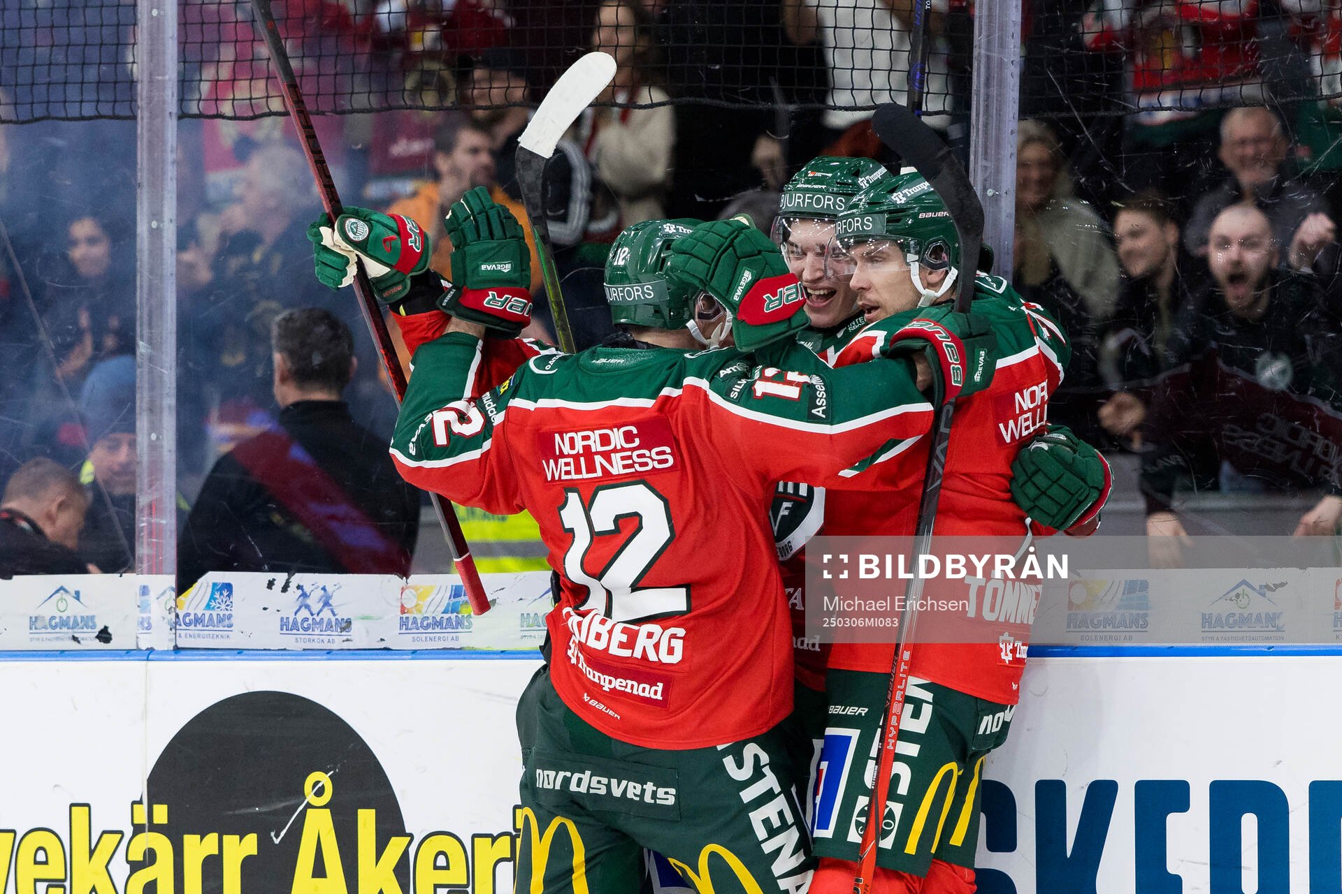 Frölundas David Edstrom jublar