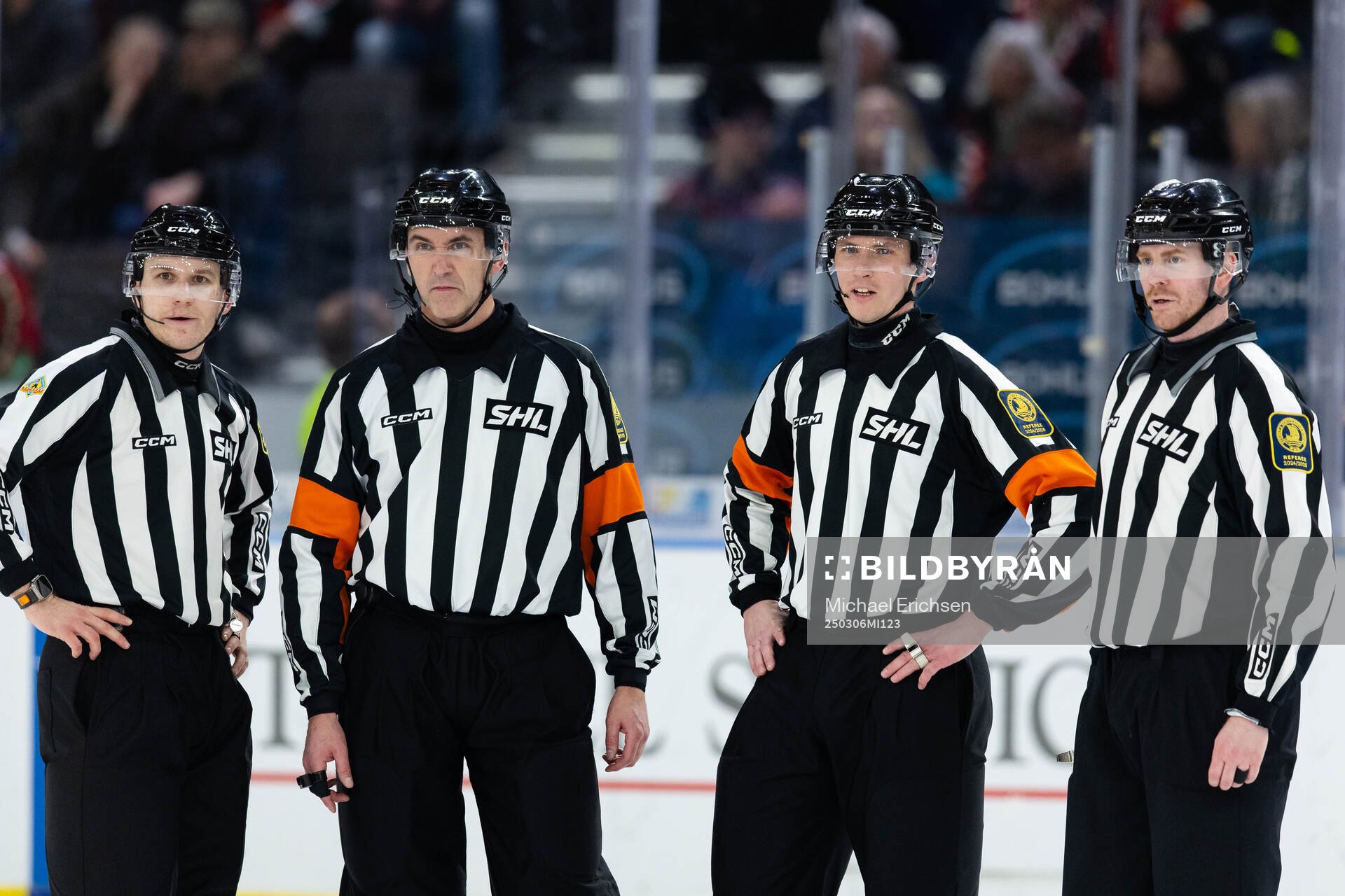 Linjedomare Anders Nyqvist, domare Linus Öhlund, domare