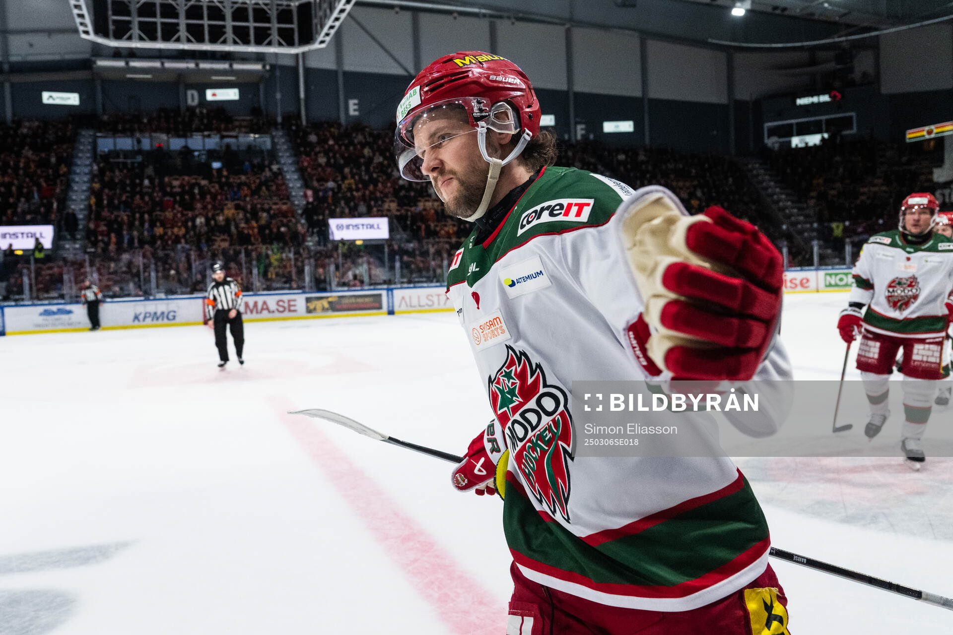 Modos Victor Berglund jublar