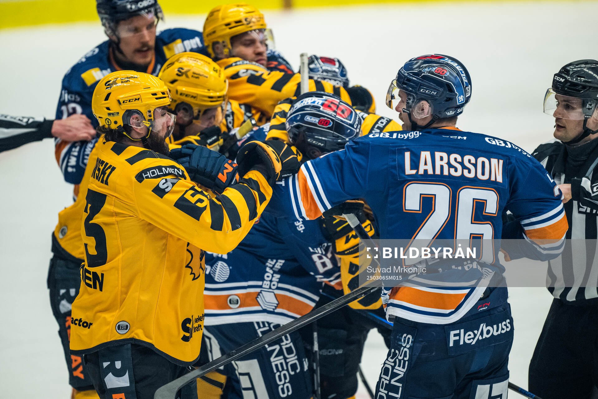 Skellefteås Luke Witkowski och Växjös Emil Larsson