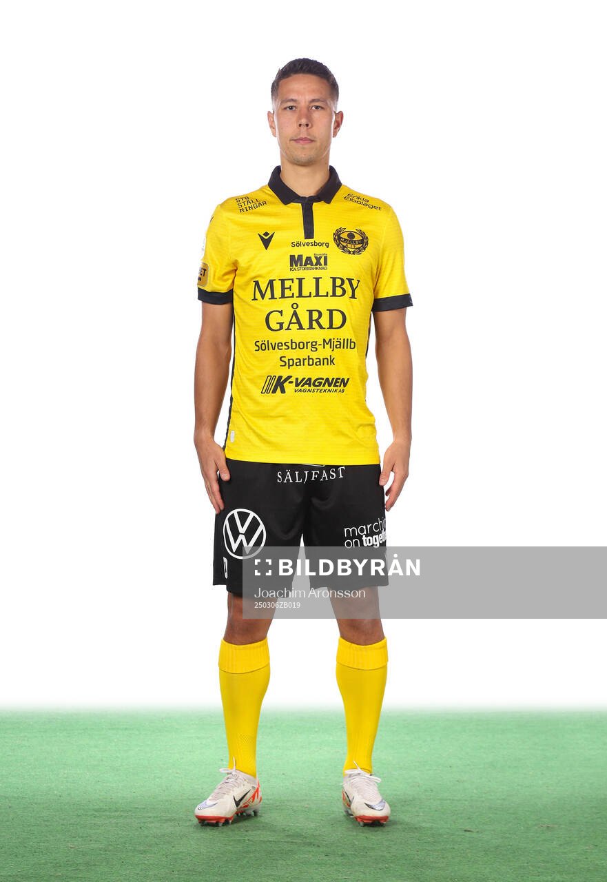 Mjällbys Nicklas Röjkjaer