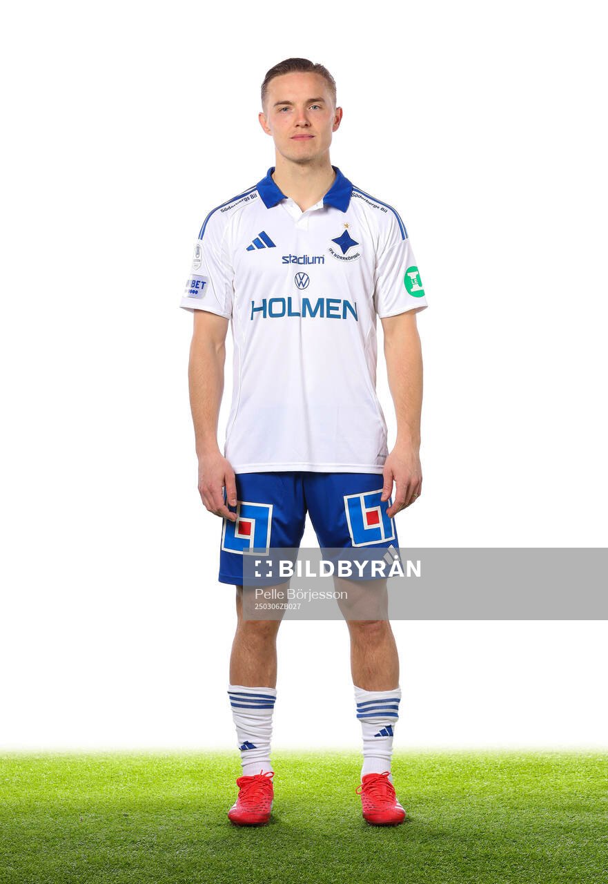 IFK Norrköpings Jacob Ouro Ortmark poserar för ett porträtt den 6 mars 2025 i Norrköping.