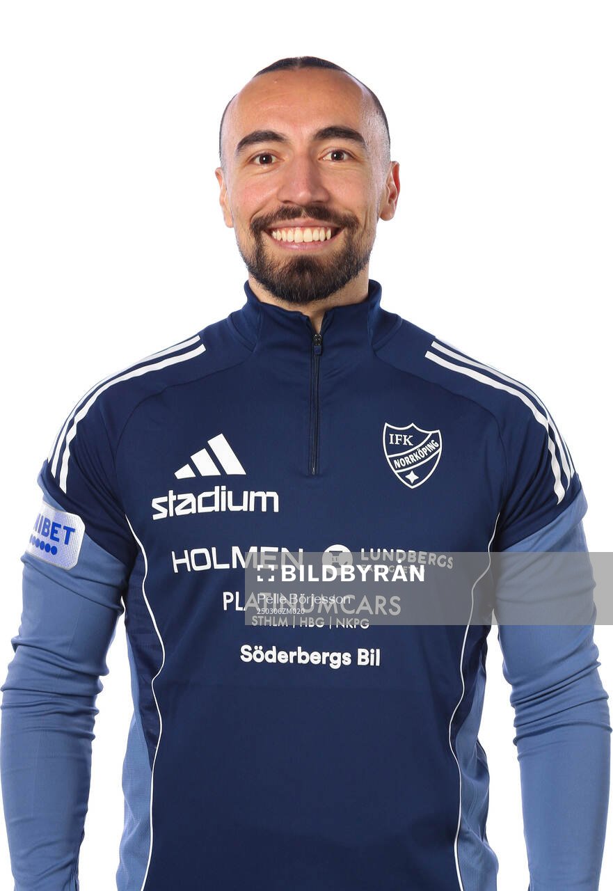 IFK Norrköpings fysioterapeut Nicolas Santi Aguilar