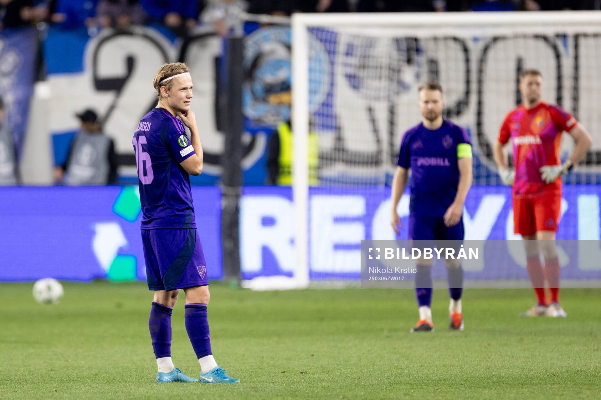 Tobias Gulliksen of Djurgården looks dejected
