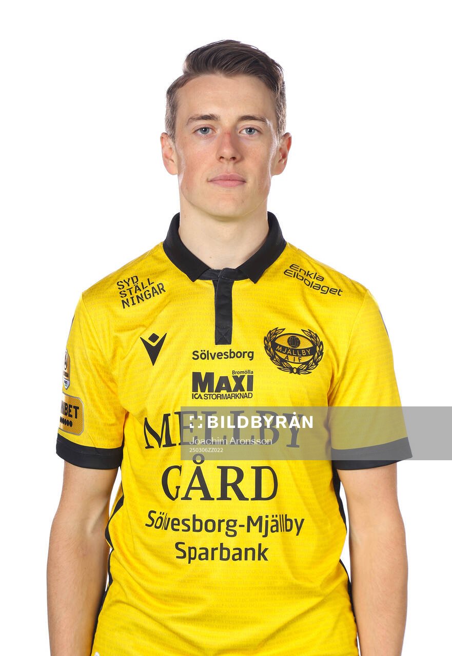 Mjällbys Elliot Stroud poserar för ett porträtt den 6 mars 2025 i Blekinge.