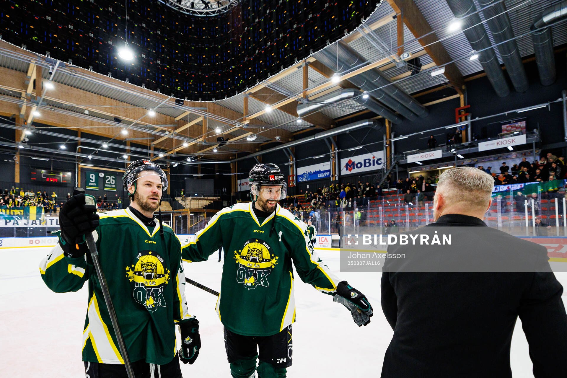 Östersunds Emil Molin och Linus Videll jublar