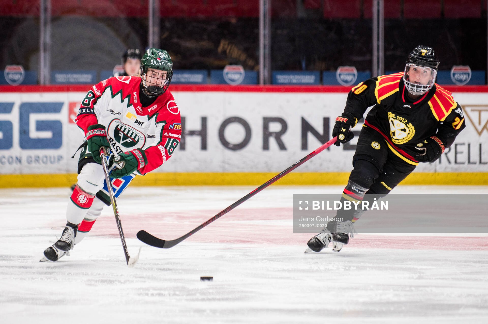 Frölundas Elisa Holopainen och Brynäs Celine Tedenby