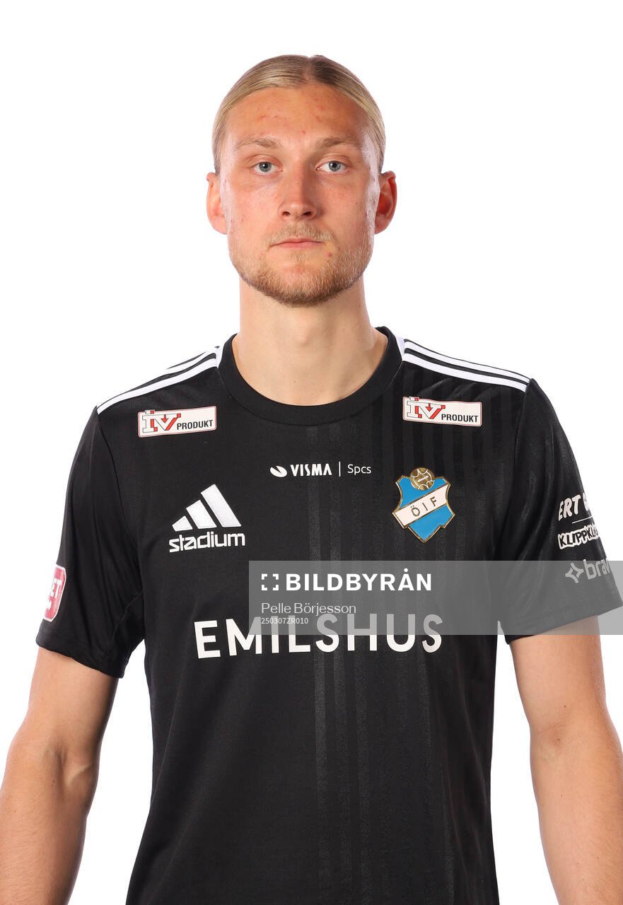 Östers Carl Lundahl Persson målvakt