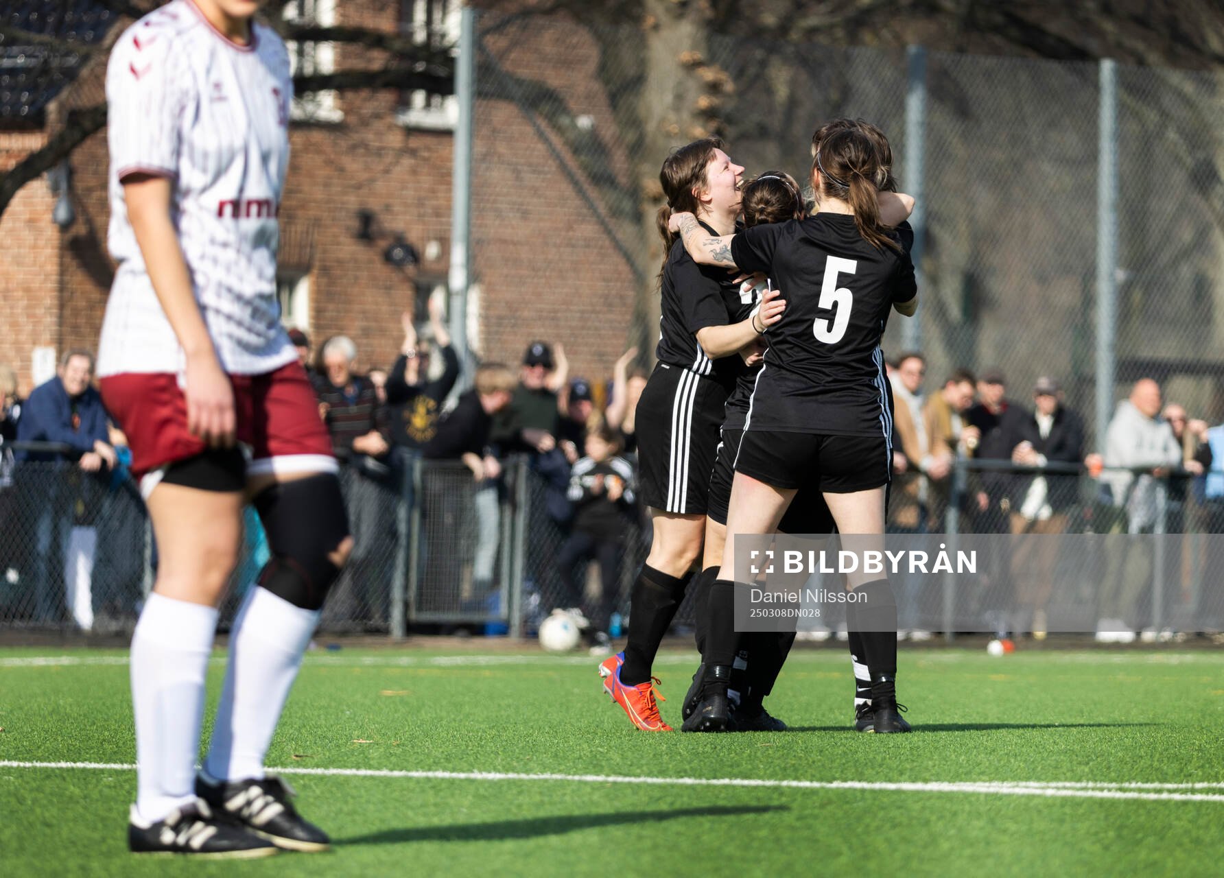 Las Presidentas Felicity Petersson, Sofia Nilsson och